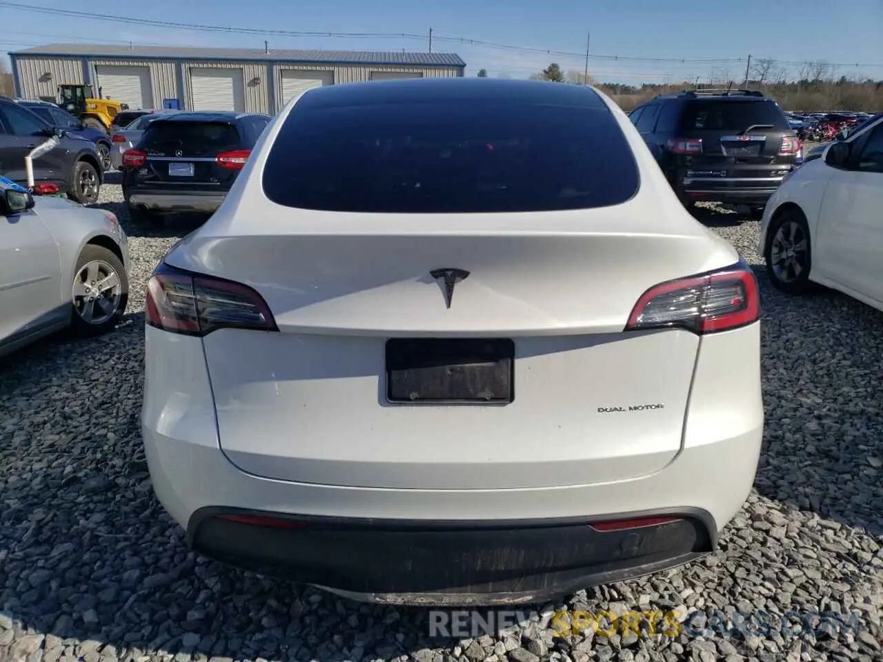 6 Photograph of a damaged car 7SAYGDEE5PF671124 TESLA MODEL Y 2023