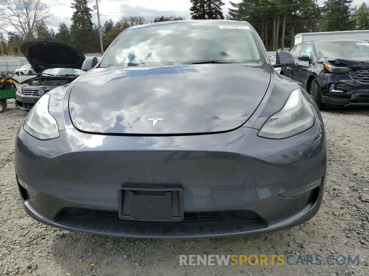 5 Photograph of a damaged car 7SAYGDEE5PF684374 TESLA MODEL Y 2023