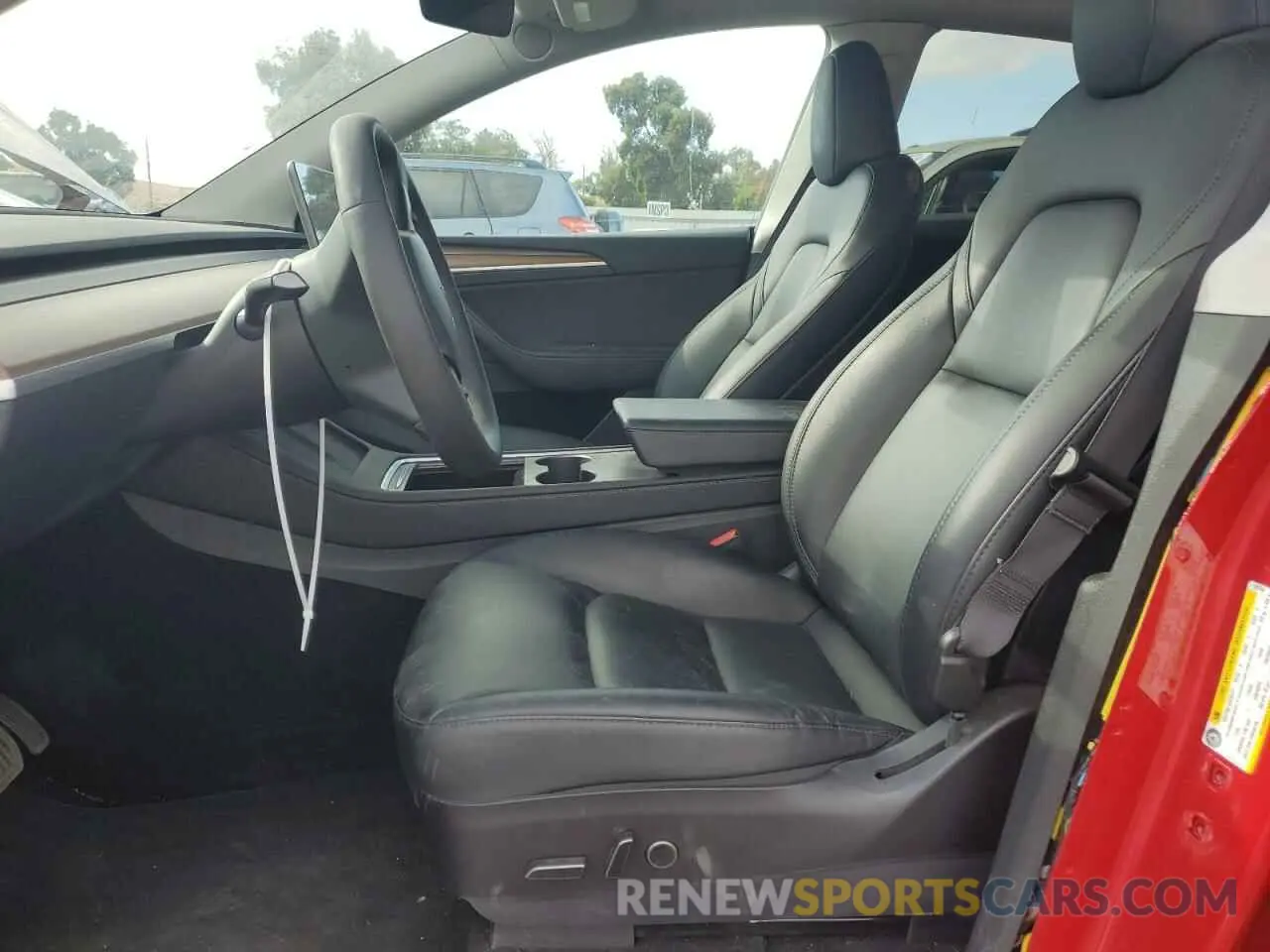 7 Photograph of a damaged car 7SAYGDEE5PF687646 TESLA MODEL Y 2023