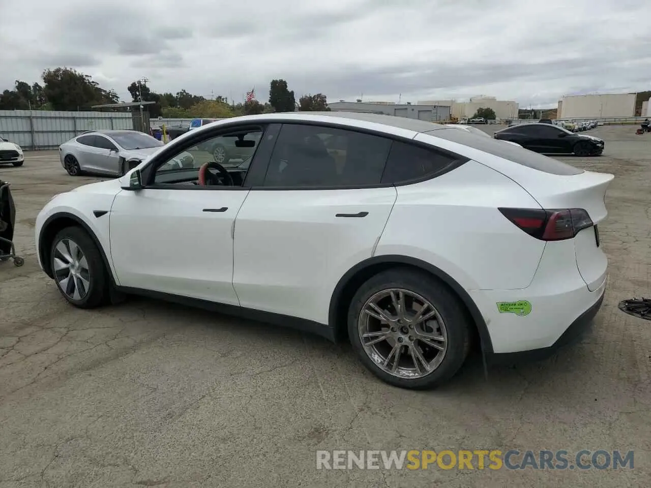 2 Photograph of a damaged car 7SAYGDEE5PF714070 TESLA MODEL Y 2023