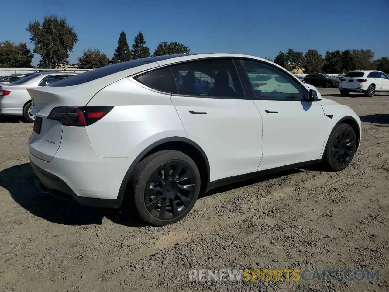 3 Photograph of a damaged car 7SAYGDEE5PF748736 TESLA MODEL Y 2023