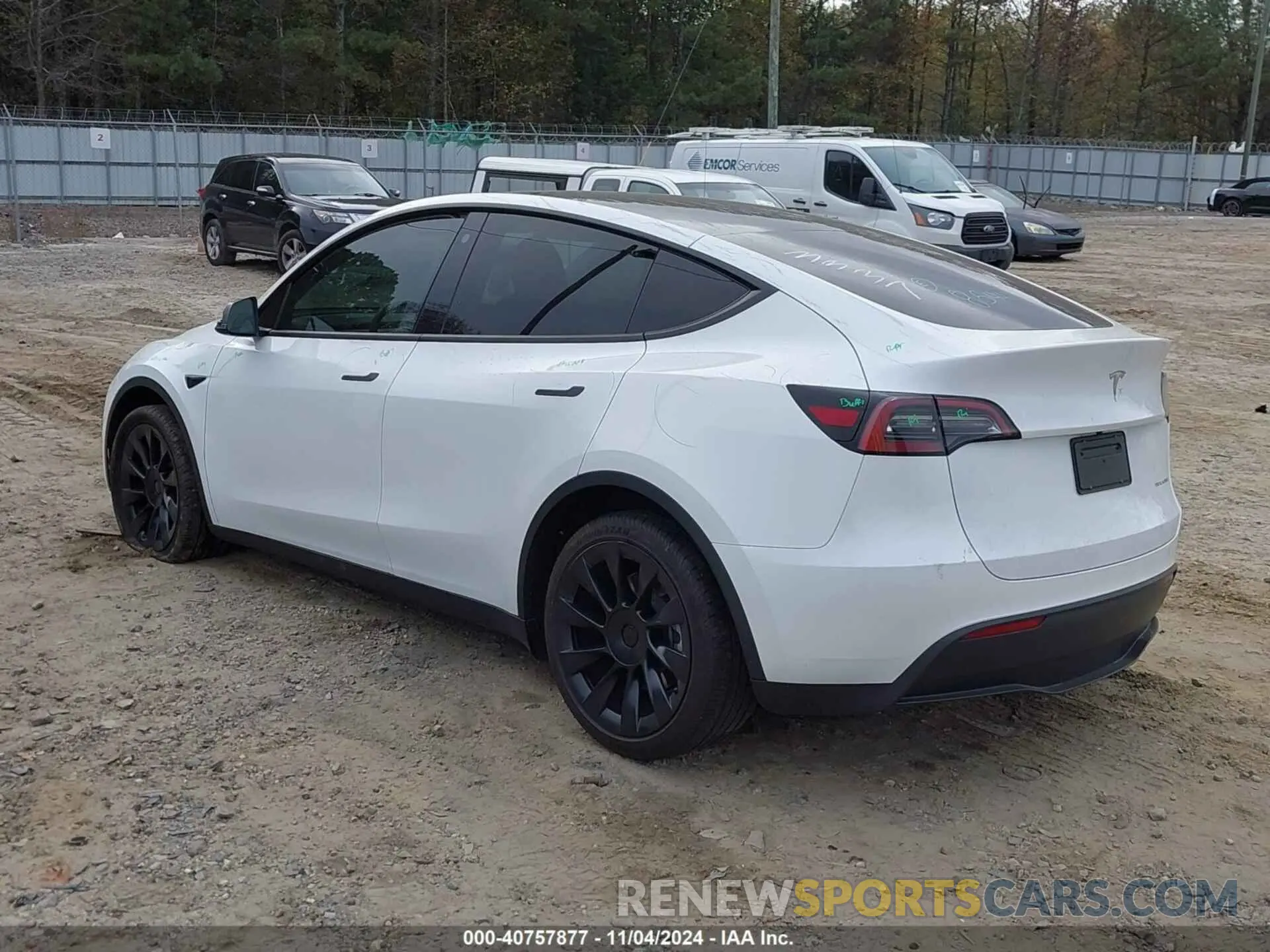 3 Photograph of a damaged car 7SAYGDEE5PF753337 TESLA MODEL Y 2023