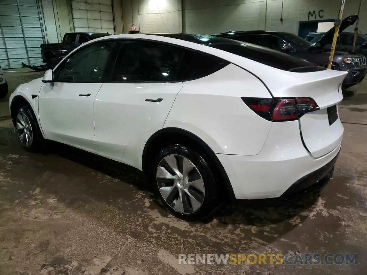 2 Photograph of a damaged car 7SAYGDEE5PF785124 TESLA MODEL Y 2023