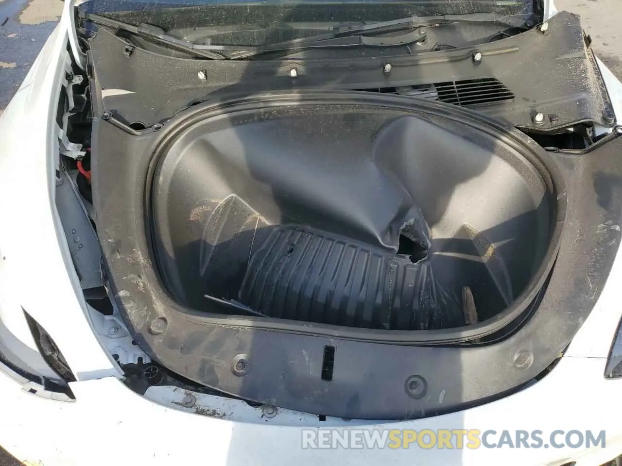 11 Photograph of a damaged car 7SAYGDEE5PF791022 TESLA MODEL Y 2023