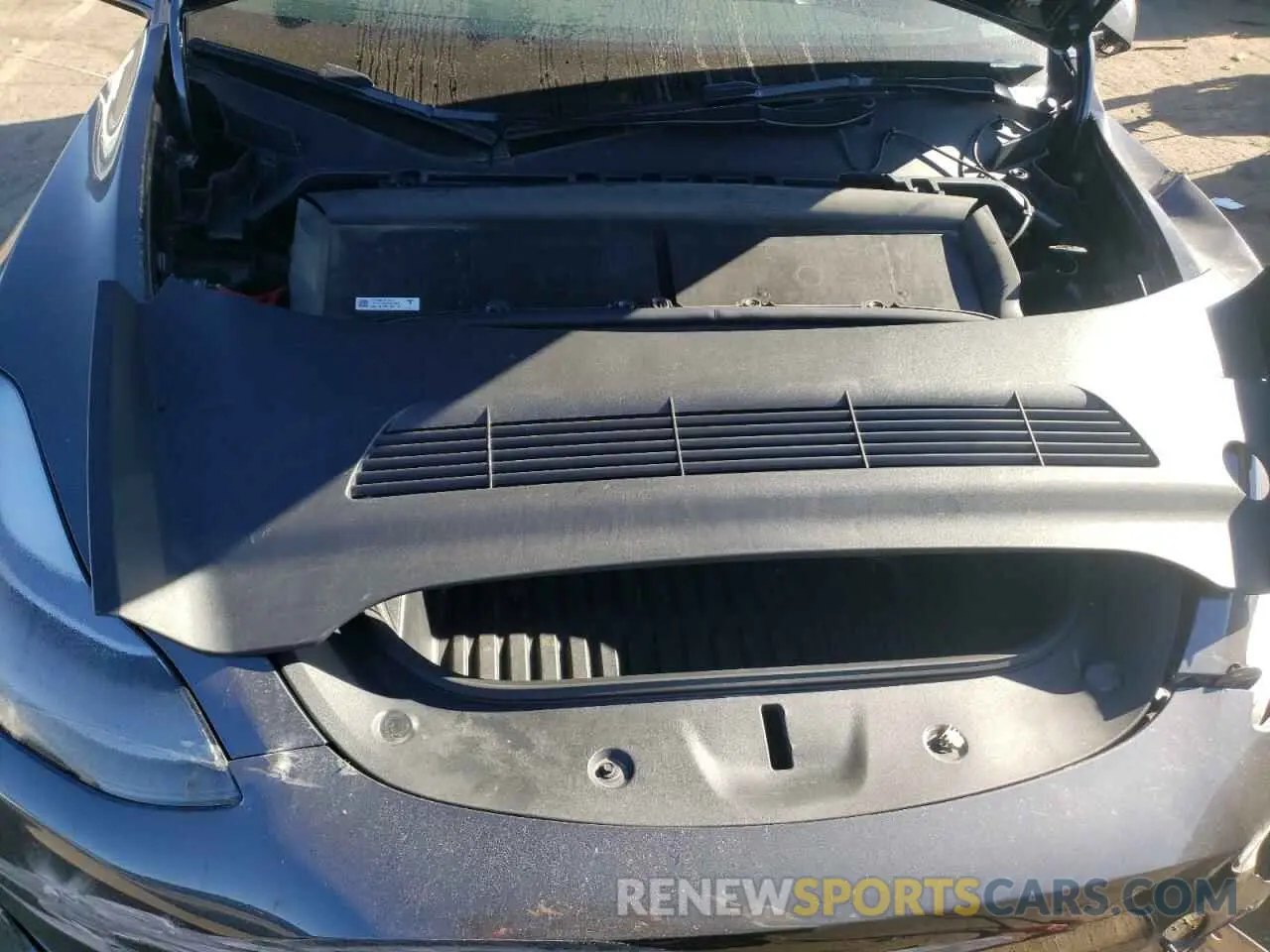 11 Photograph of a damaged car 7SAYGDEE5PF811141 TESLA MODEL Y 2023