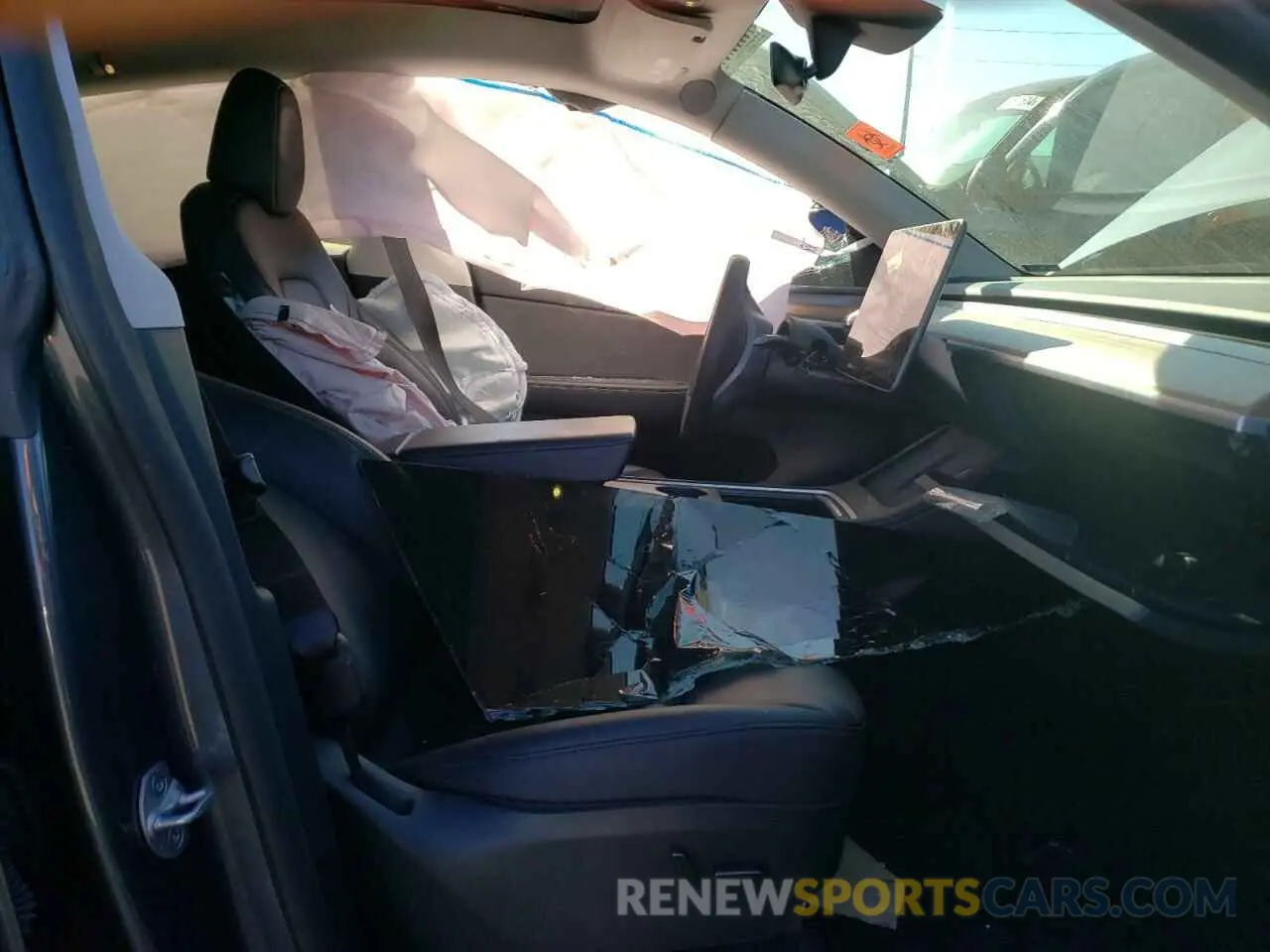 7 Photograph of a damaged car 7SAYGDEE5PF811141 TESLA MODEL Y 2023