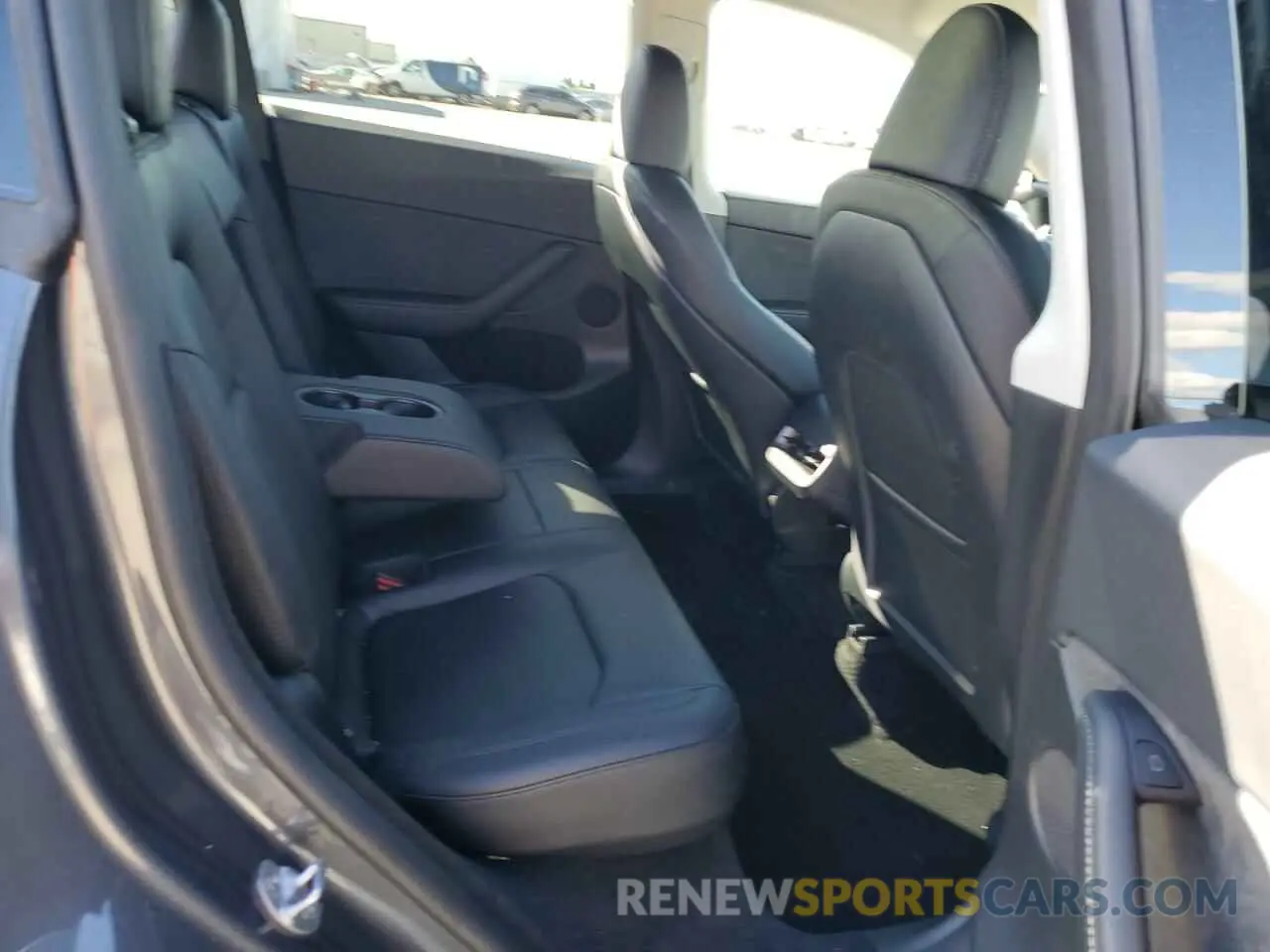 11 Photograph of a damaged car 7SAYGDEE5PF851803 TESLA MODEL Y 2023