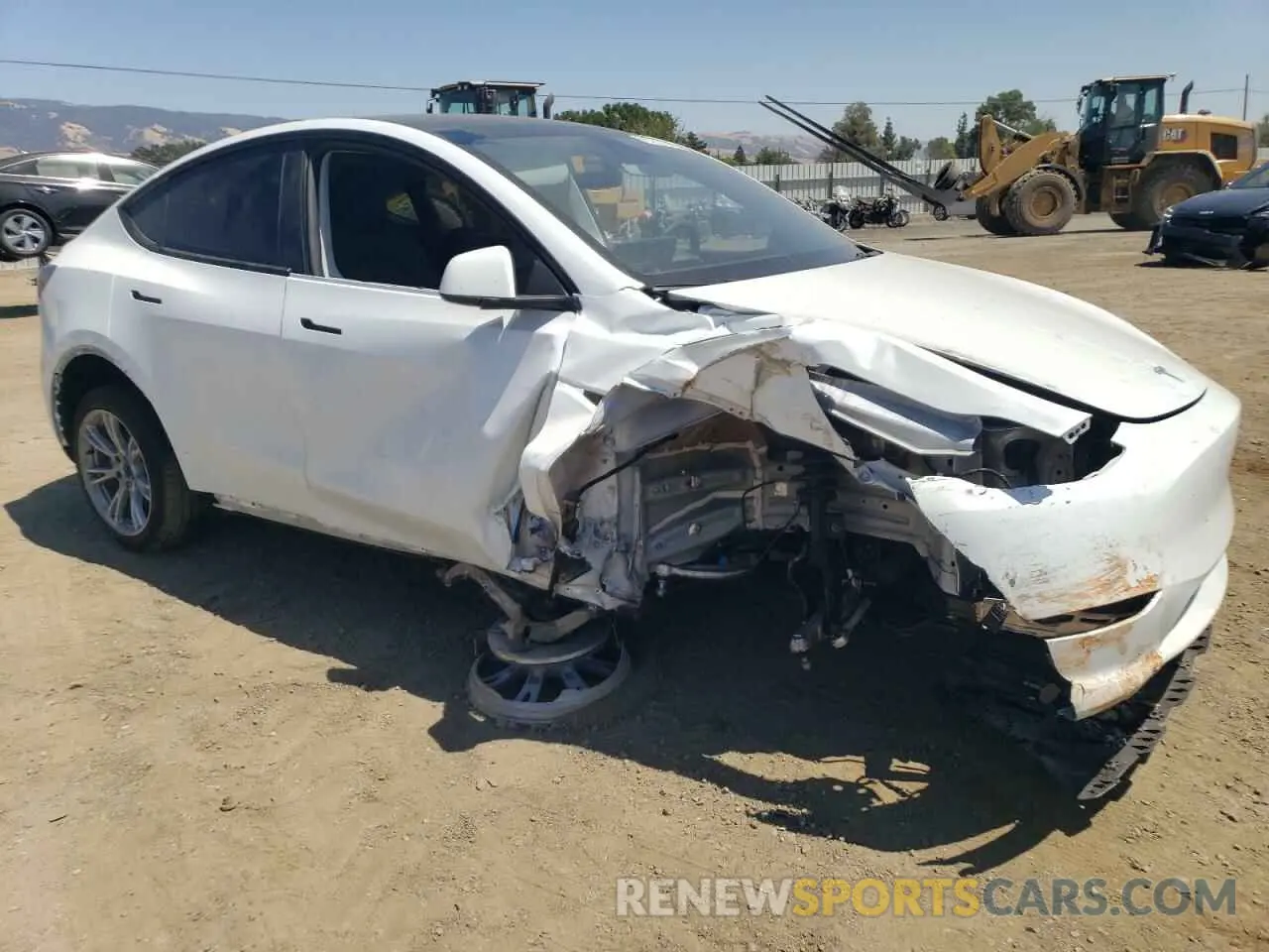 4 Photograph of a damaged car 7SAYGDEE5PF861196 TESLA MODEL Y 2023
