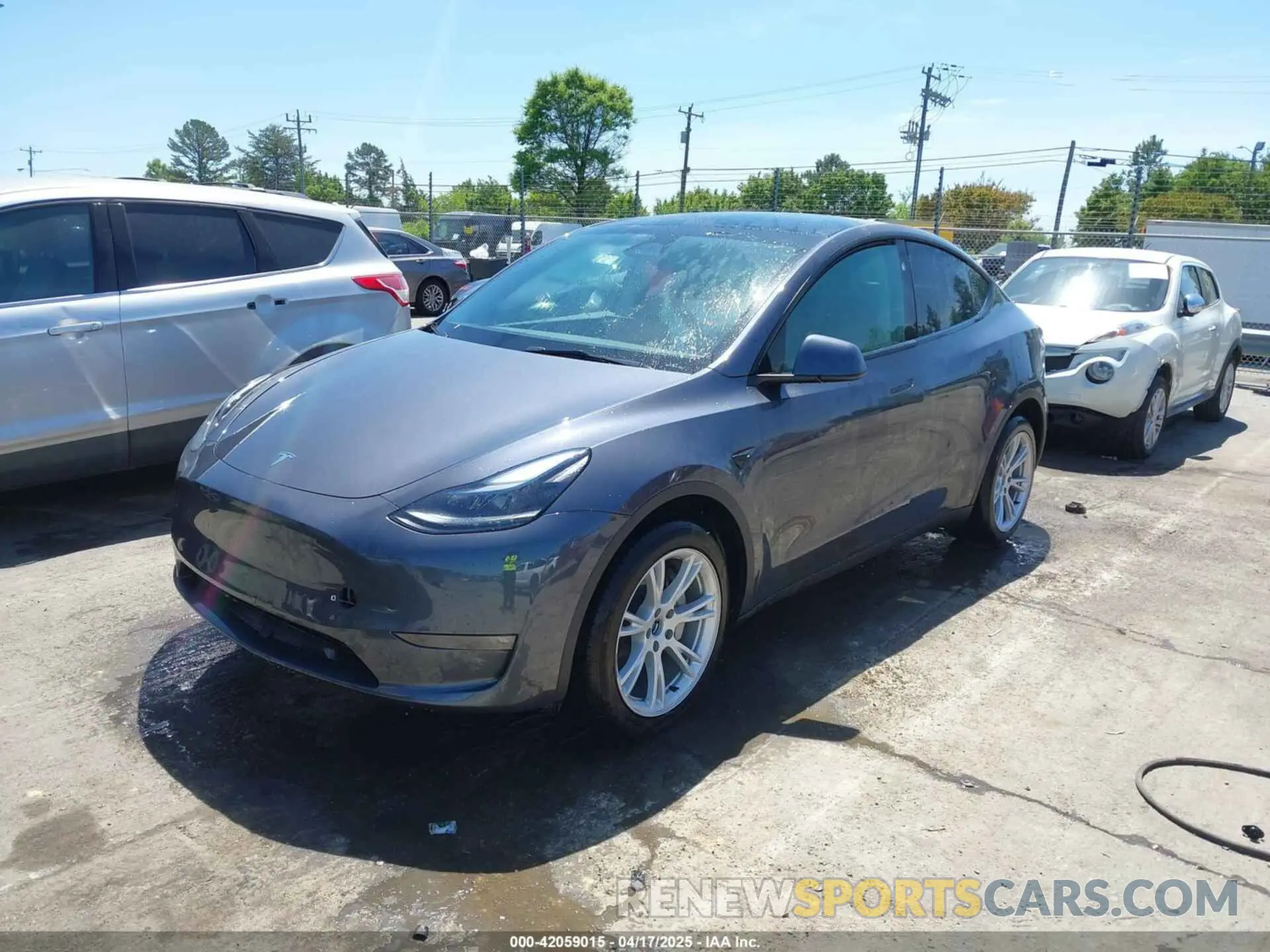 2 Photograph of a damaged car 7SAYGDEE5PF882582 TESLA MODEL Y 2023
