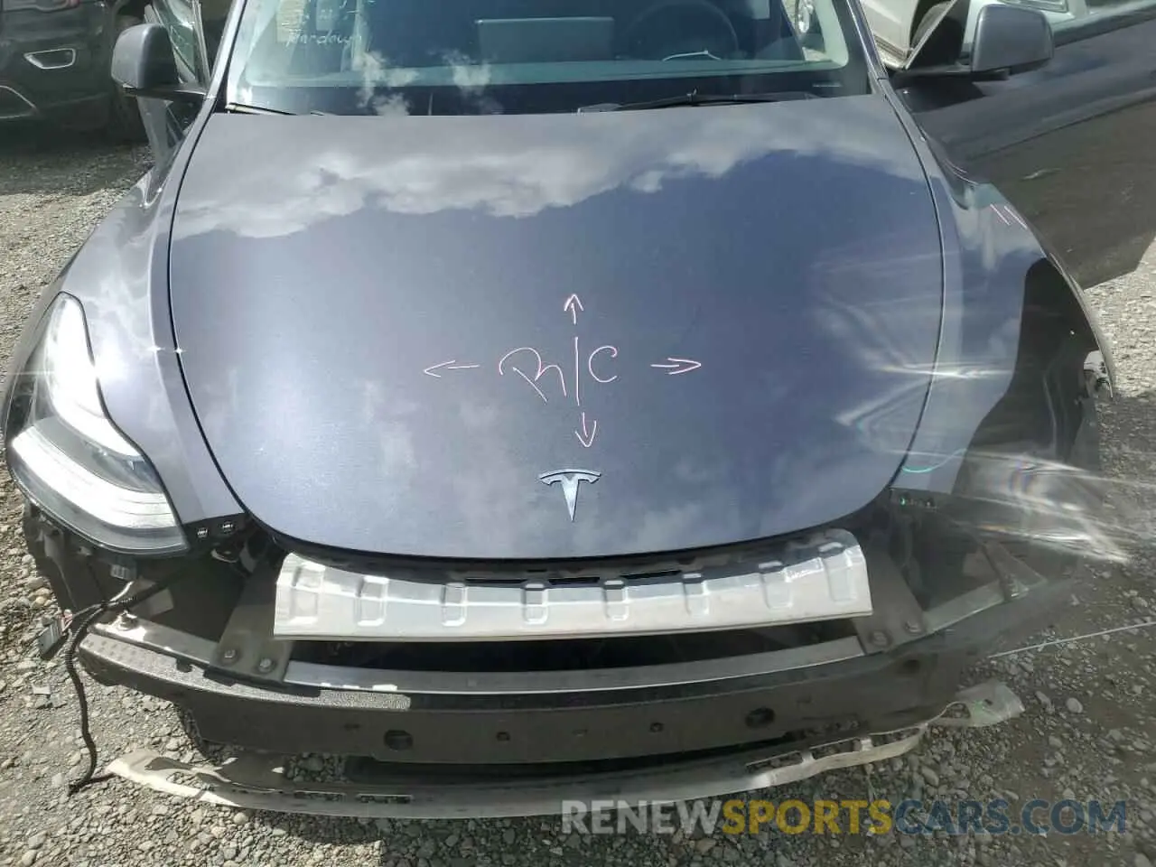 12 Photograph of a damaged car 7SAYGDEE5PF884462 TESLA MODEL Y 2023