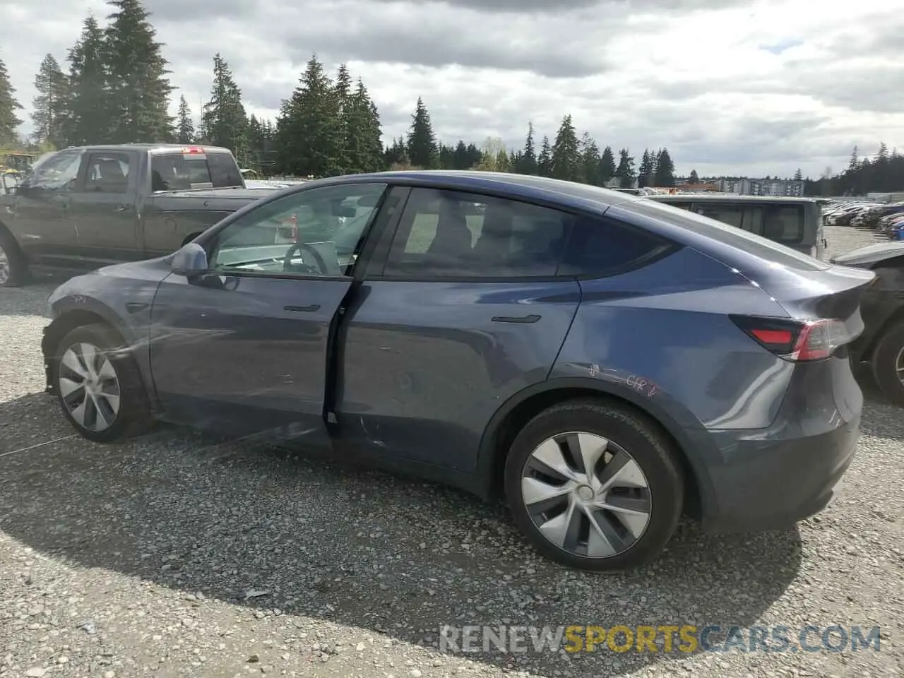2 Photograph of a damaged car 7SAYGDEE5PF884462 TESLA MODEL Y 2023