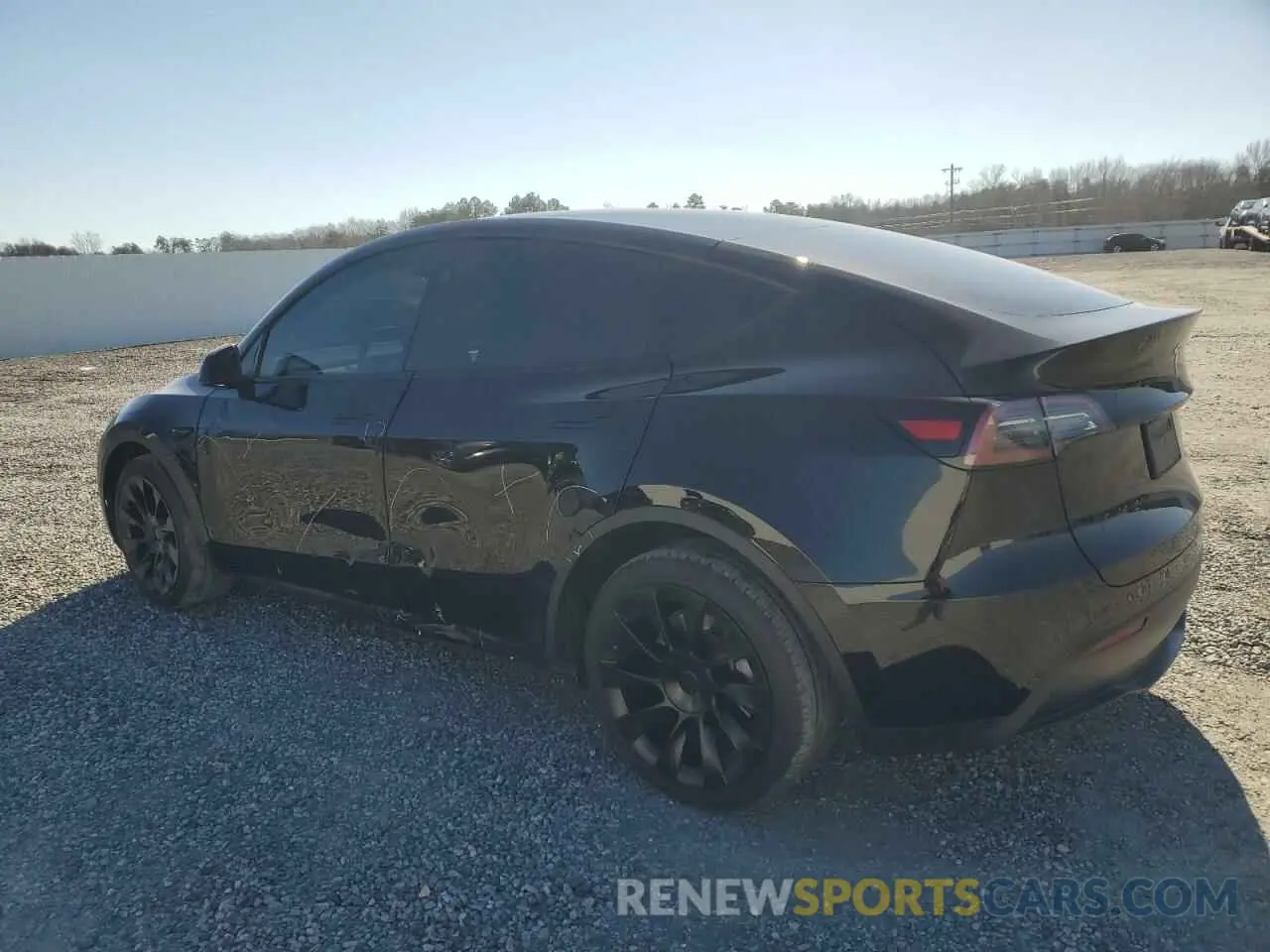 2 Photograph of a damaged car 7SAYGDEE5PF892285 TESLA MODEL Y 2023