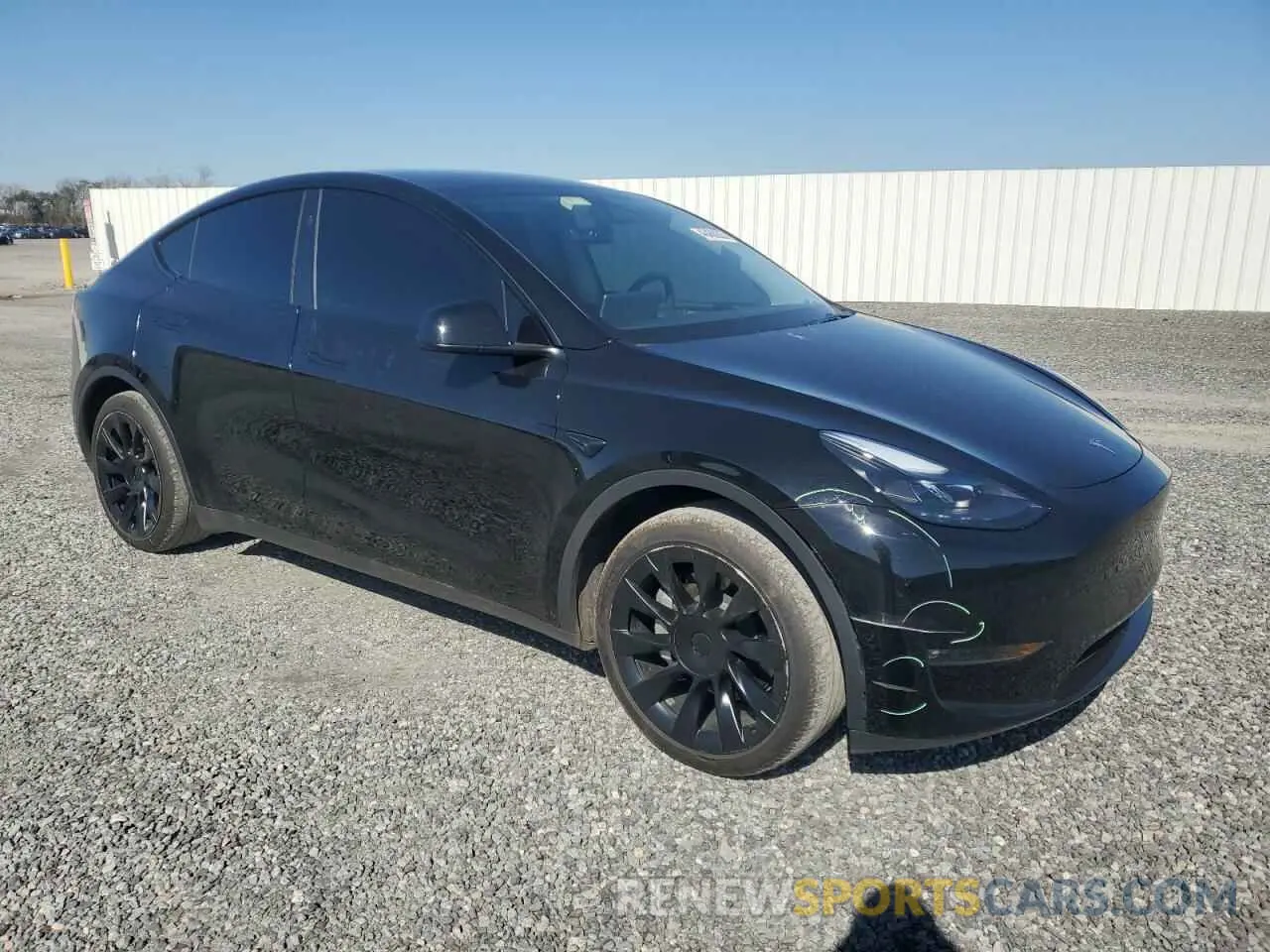 4 Photograph of a damaged car 7SAYGDEE5PF892285 TESLA MODEL Y 2023