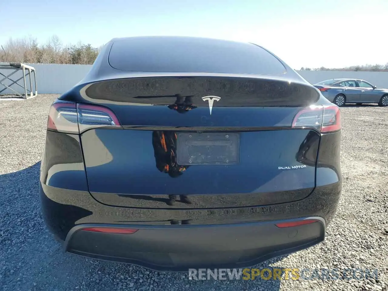 6 Photograph of a damaged car 7SAYGDEE5PF892285 TESLA MODEL Y 2023