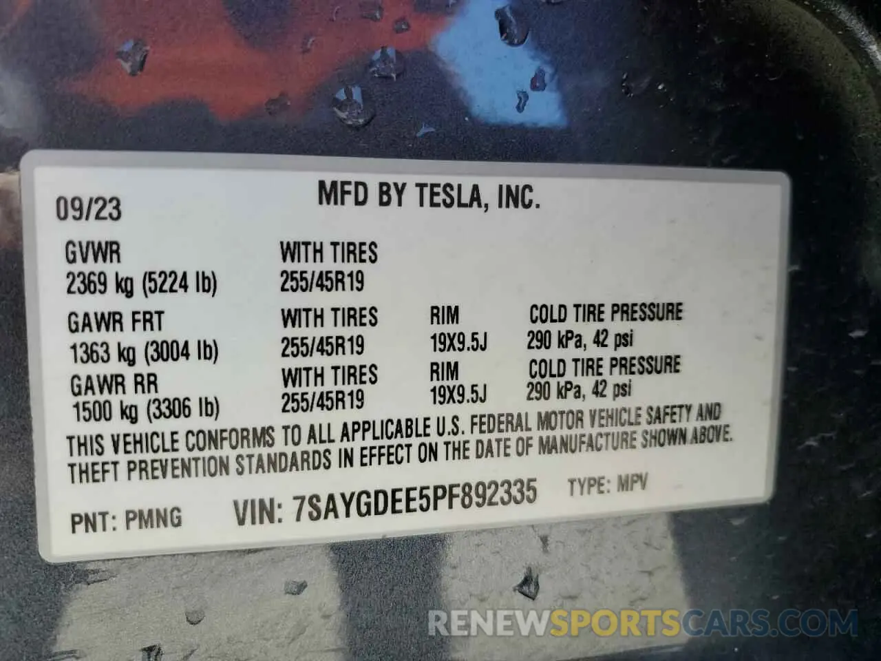 14 Photograph of a damaged car 7SAYGDEE5PF892335 TESLA MODEL Y 2023
