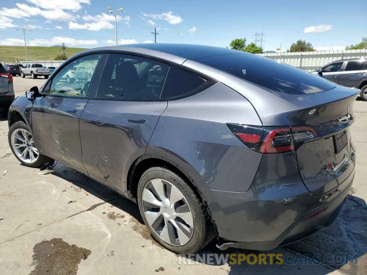 2 Photograph of a damaged car 7SAYGDEE5PF892335 TESLA MODEL Y 2023