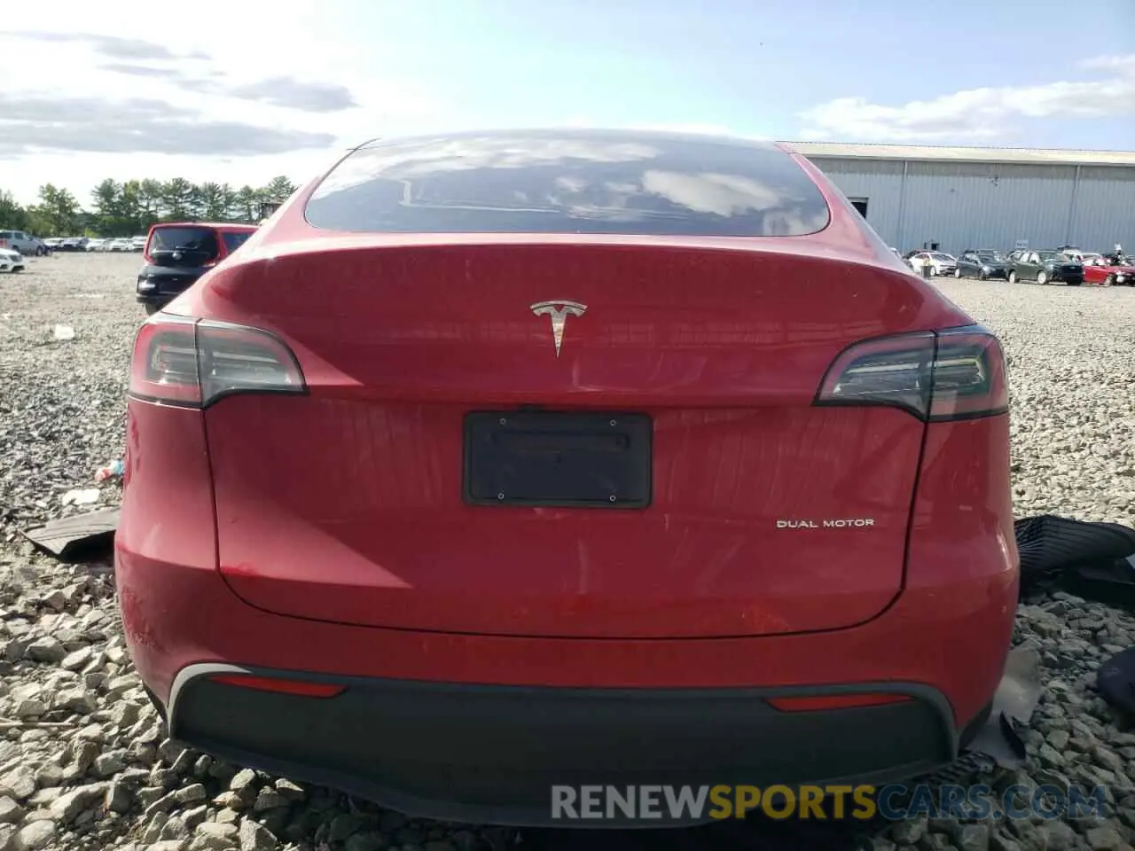 6 Photograph of a damaged car 7SAYGDEE5PF893114 TESLA MODEL Y 2023