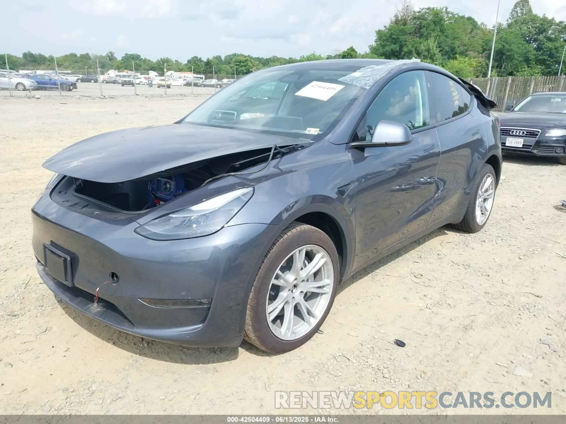 2 Photograph of a damaged car 7SAYGDEE5PF895364 TESLA MODEL Y 2023