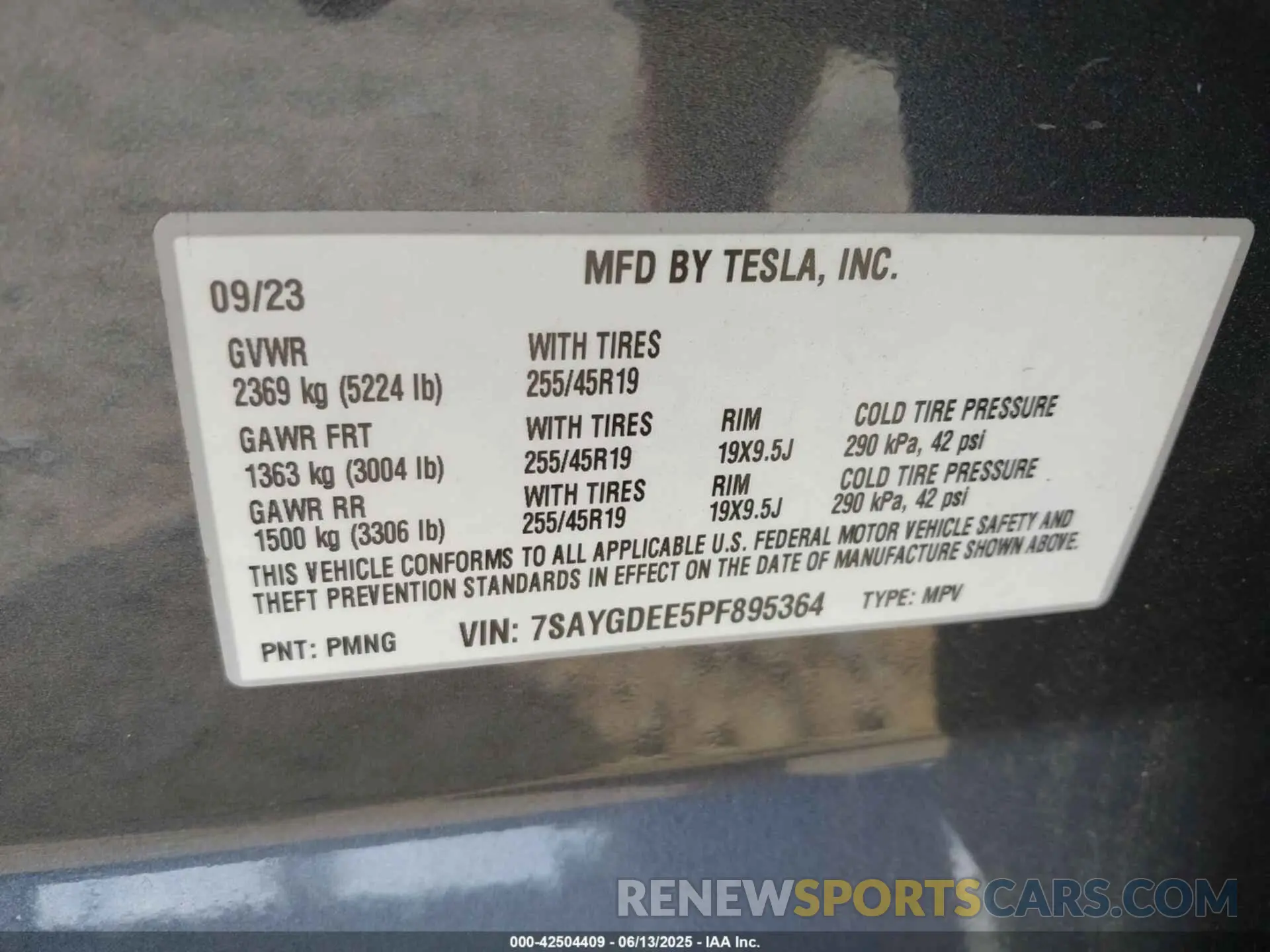 8 Photograph of a damaged car 7SAYGDEE5PF895364 TESLA MODEL Y 2023