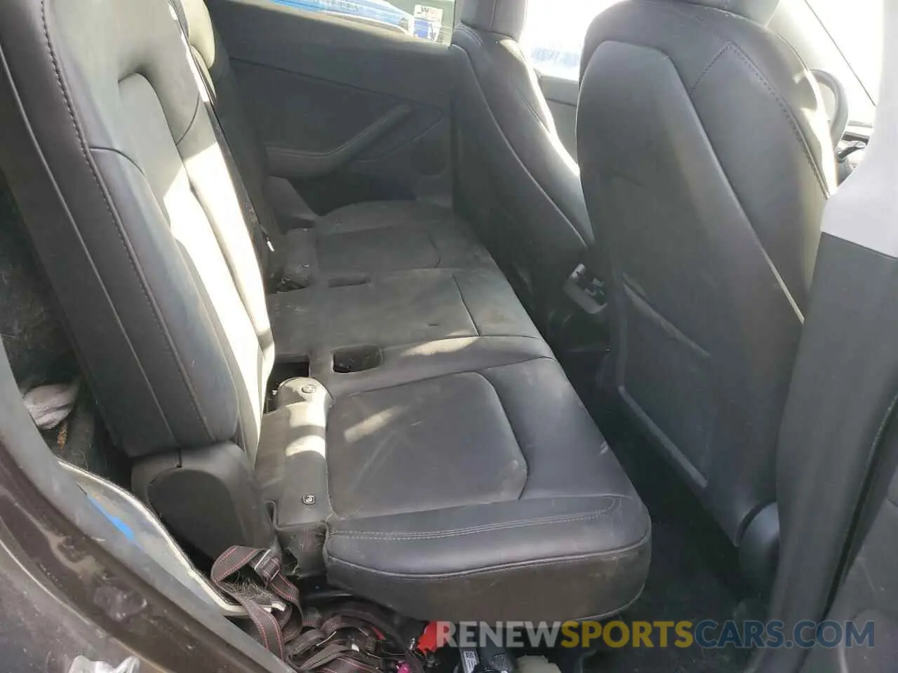 11 Photograph of a damaged car 7SAYGDEE5PF895459 TESLA MODEL Y 2023