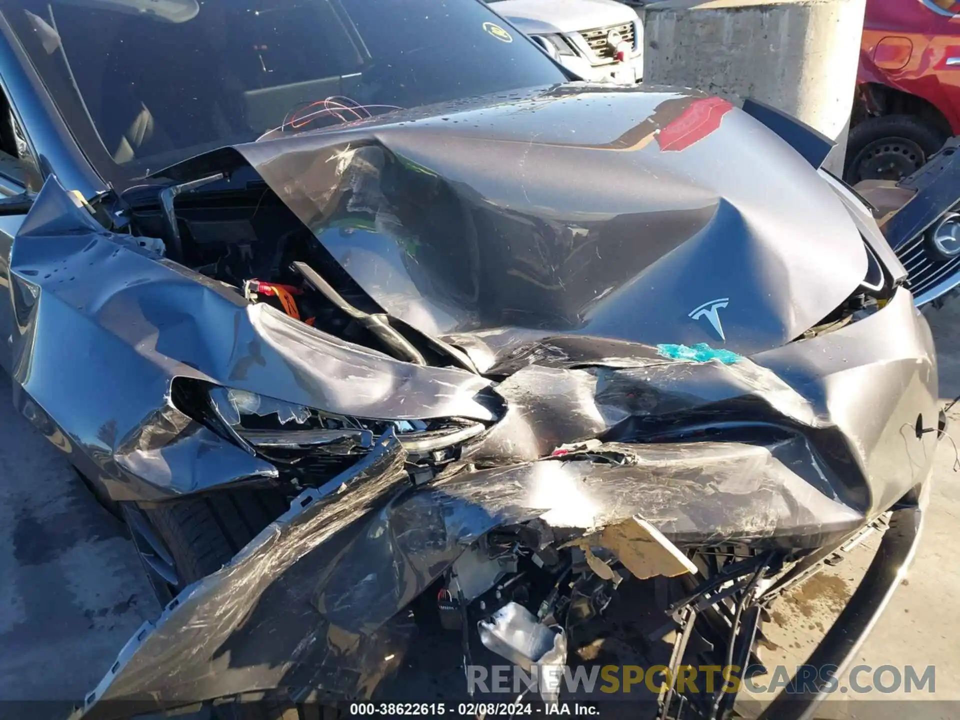 6 Photograph of a damaged car 7SAYGDEE5PF903365 TESLA MODEL Y 2023