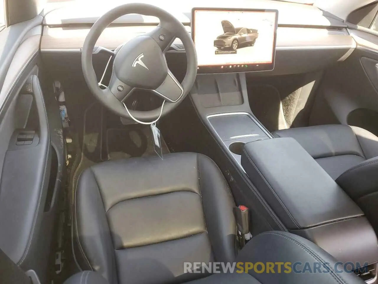 8 Photograph of a damaged car 7SAYGDEE5PF909201 TESLA MODEL Y 2023
