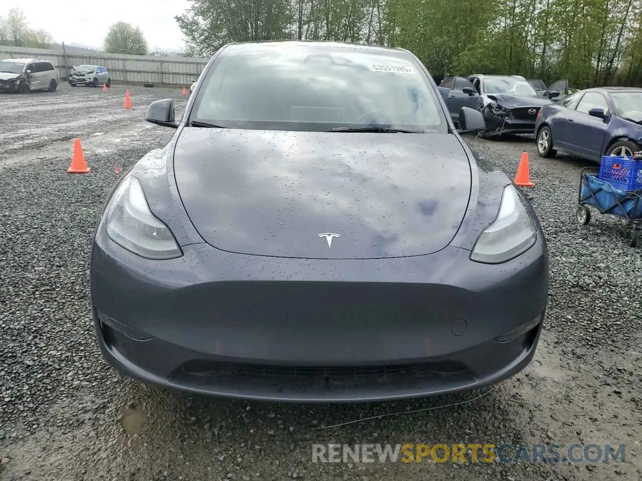 5 Photograph of a damaged car 7SAYGDEE5PF918853 TESLA MODEL Y 2023