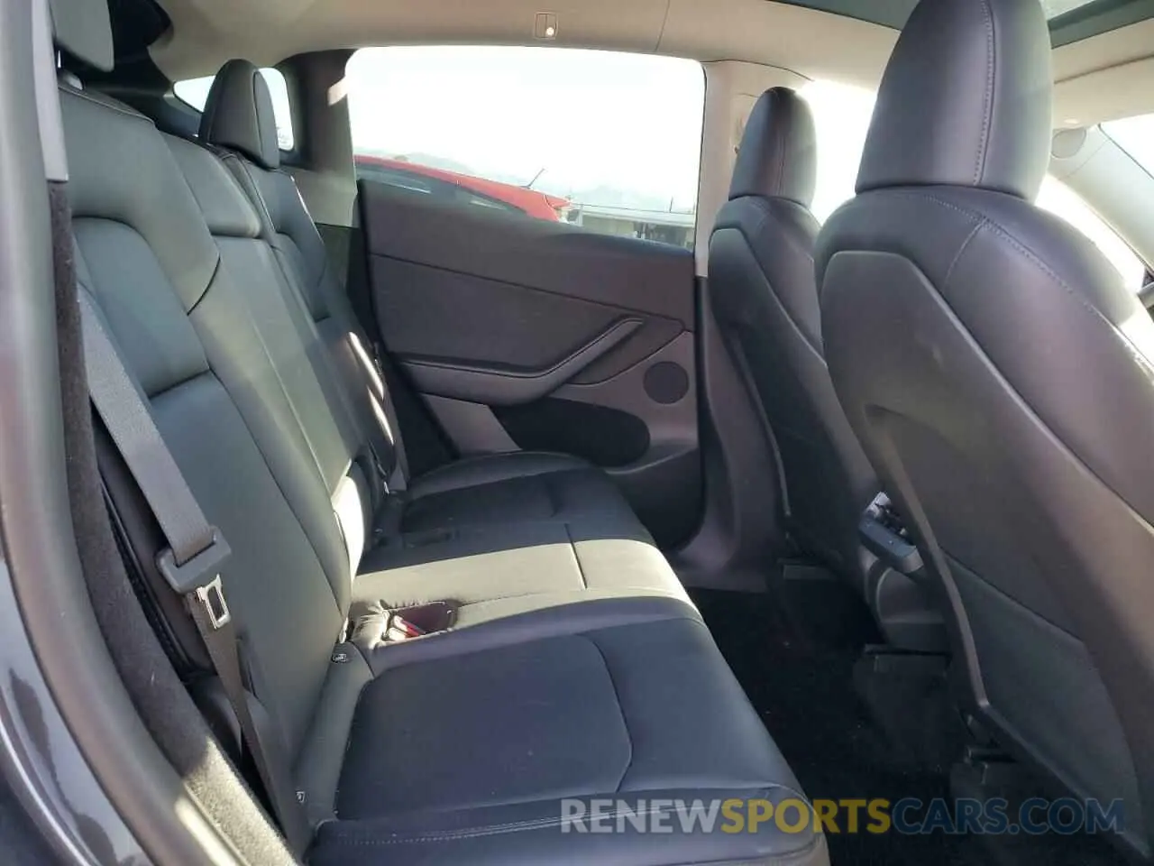 10 Photograph of a damaged car 7SAYGDEE6PA032862 TESLA MODEL Y 2023