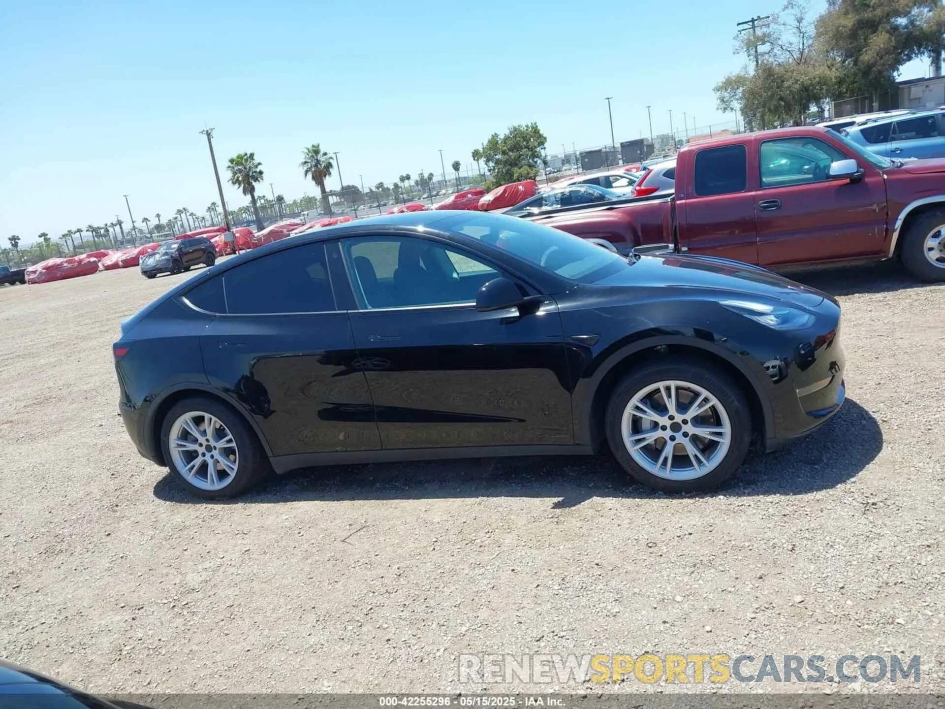14 Photograph of a damaged car 7SAYGDEE6PA033798 TESLA MODEL Y 2023