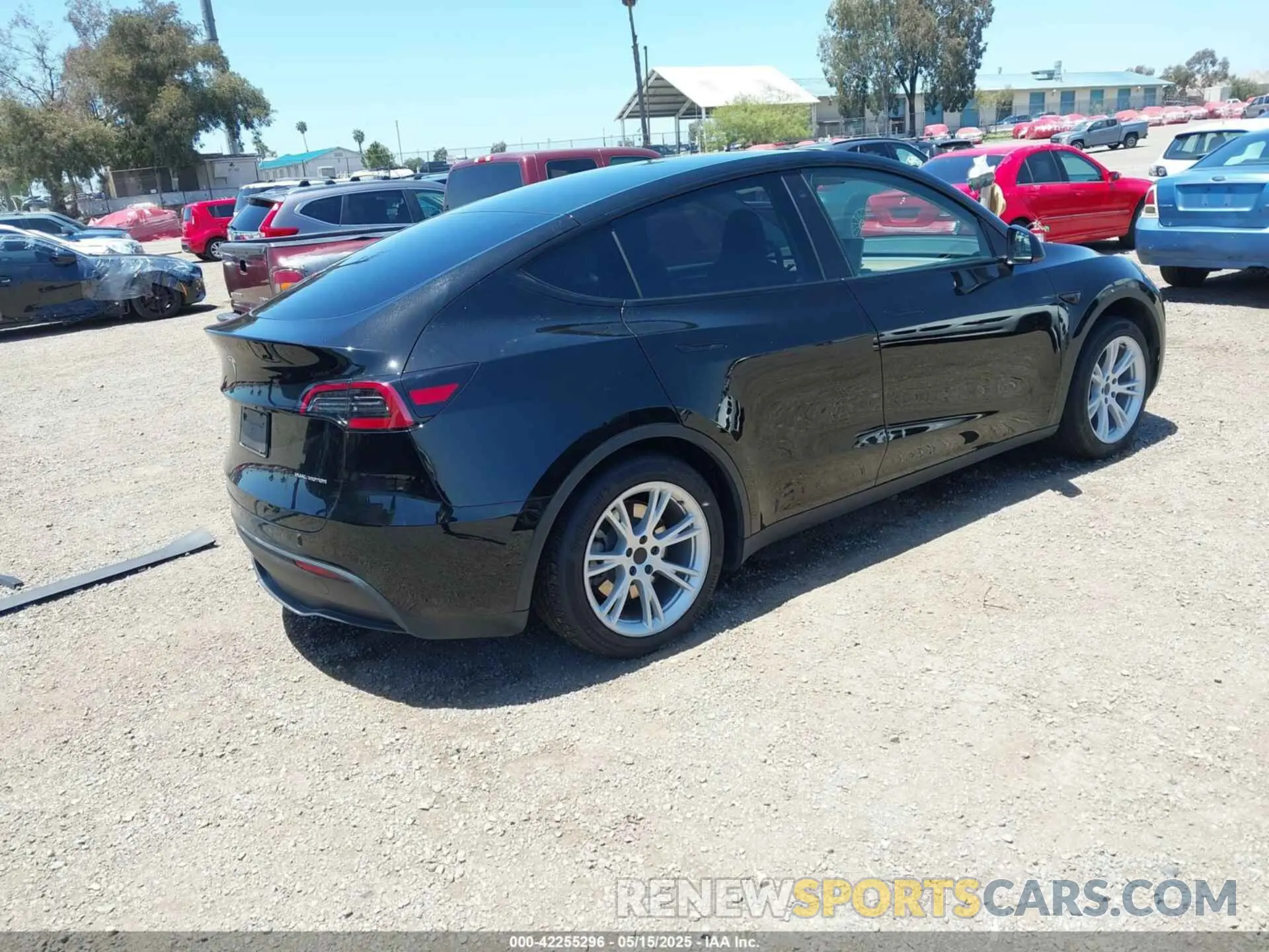 4 Photograph of a damaged car 7SAYGDEE6PA033798 TESLA MODEL Y 2023