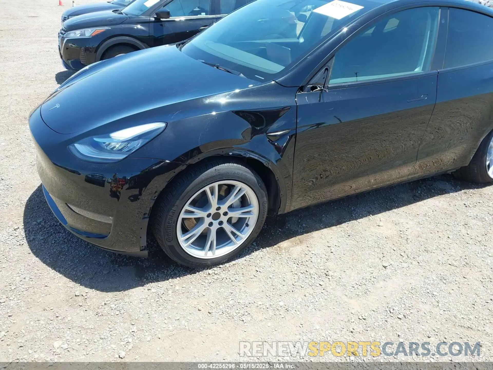 6 Photograph of a damaged car 7SAYGDEE6PA033798 TESLA MODEL Y 2023