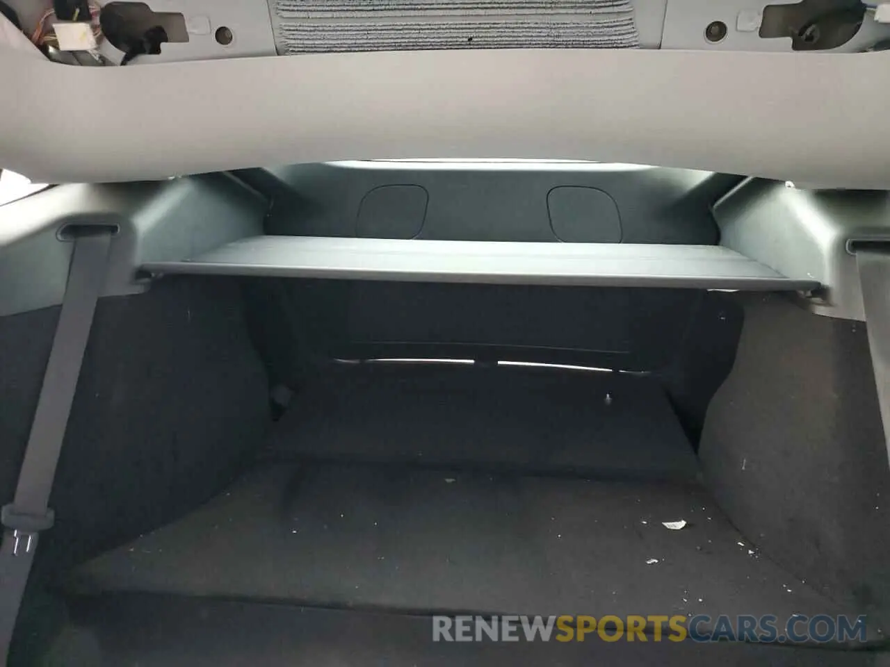 10 Photograph of a damaged car 7SAYGDEE6PA036104 TESLA MODEL Y 2023