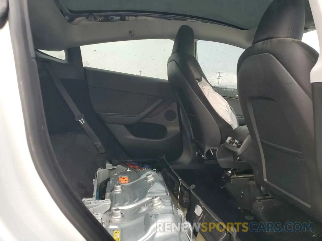 11 Photograph of a damaged car 7SAYGDEE6PA036104 TESLA MODEL Y 2023