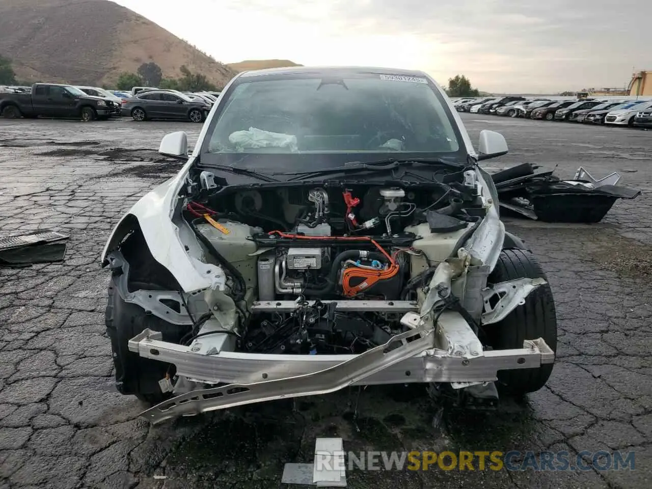 5 Photograph of a damaged car 7SAYGDEE6PA036104 TESLA MODEL Y 2023