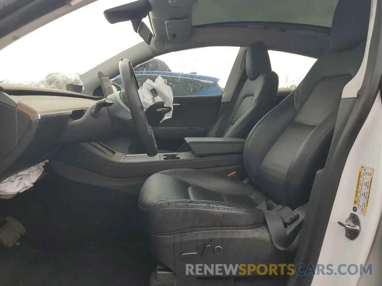 7 Photograph of a damaged car 7SAYGDEE6PA036104 TESLA MODEL Y 2023