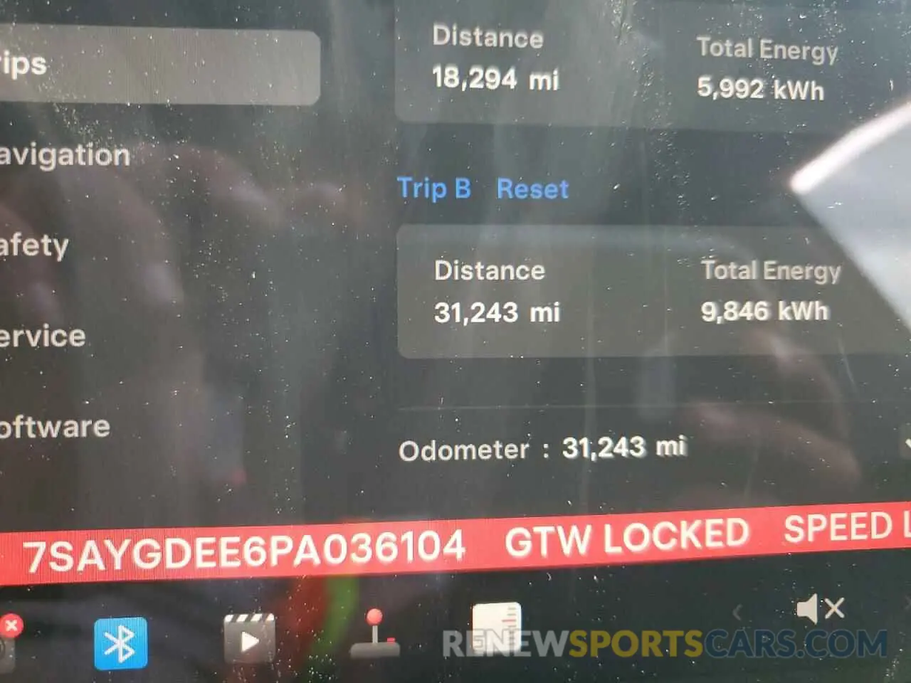 9 Photograph of a damaged car 7SAYGDEE6PA036104 TESLA MODEL Y 2023