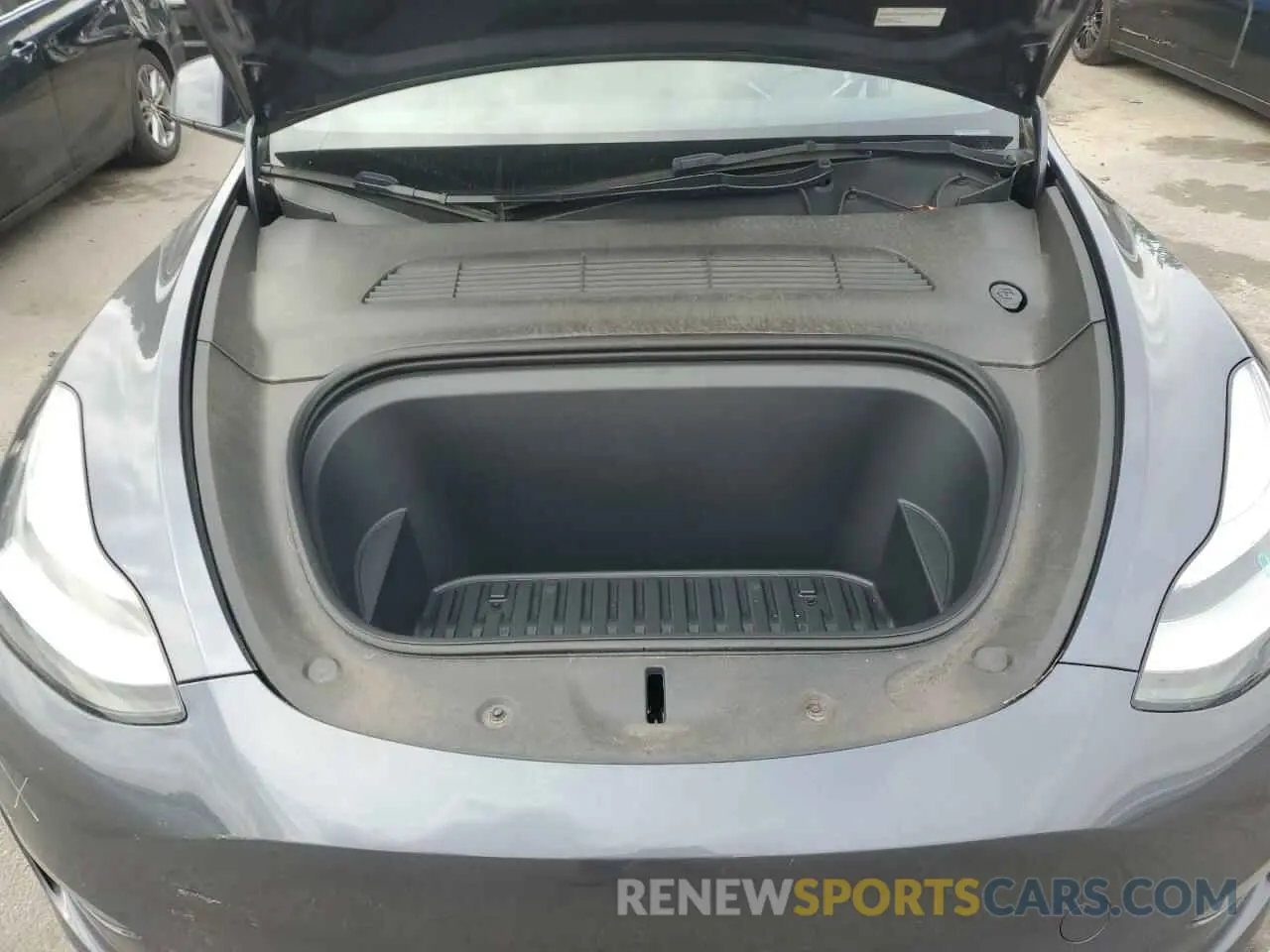 11 Photograph of a damaged car 7SAYGDEE6PA043036 TESLA MODEL Y 2023