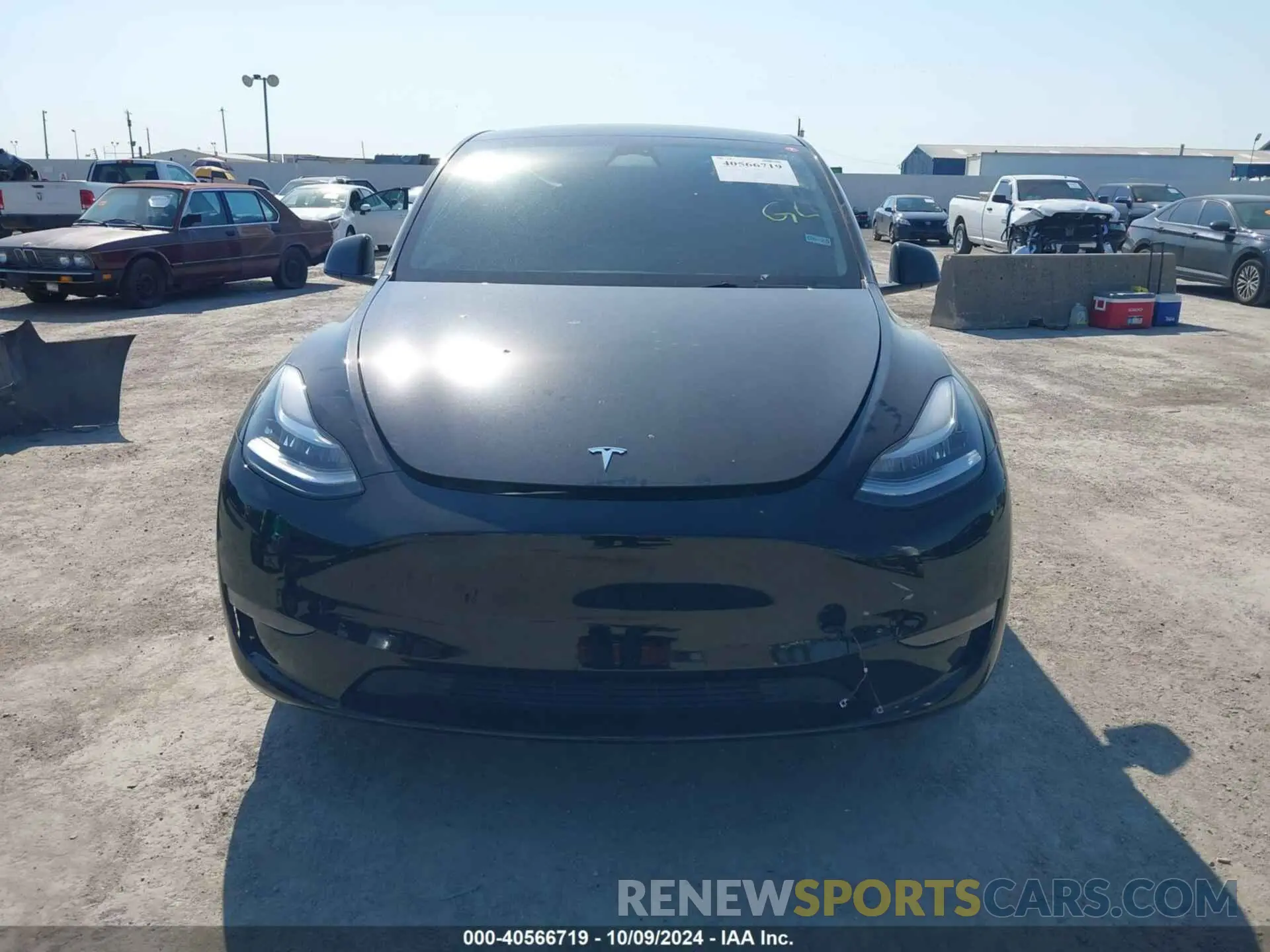 11 Photograph of a damaged car 7SAYGDEE6PA046695 TESLA MODEL Y 2023