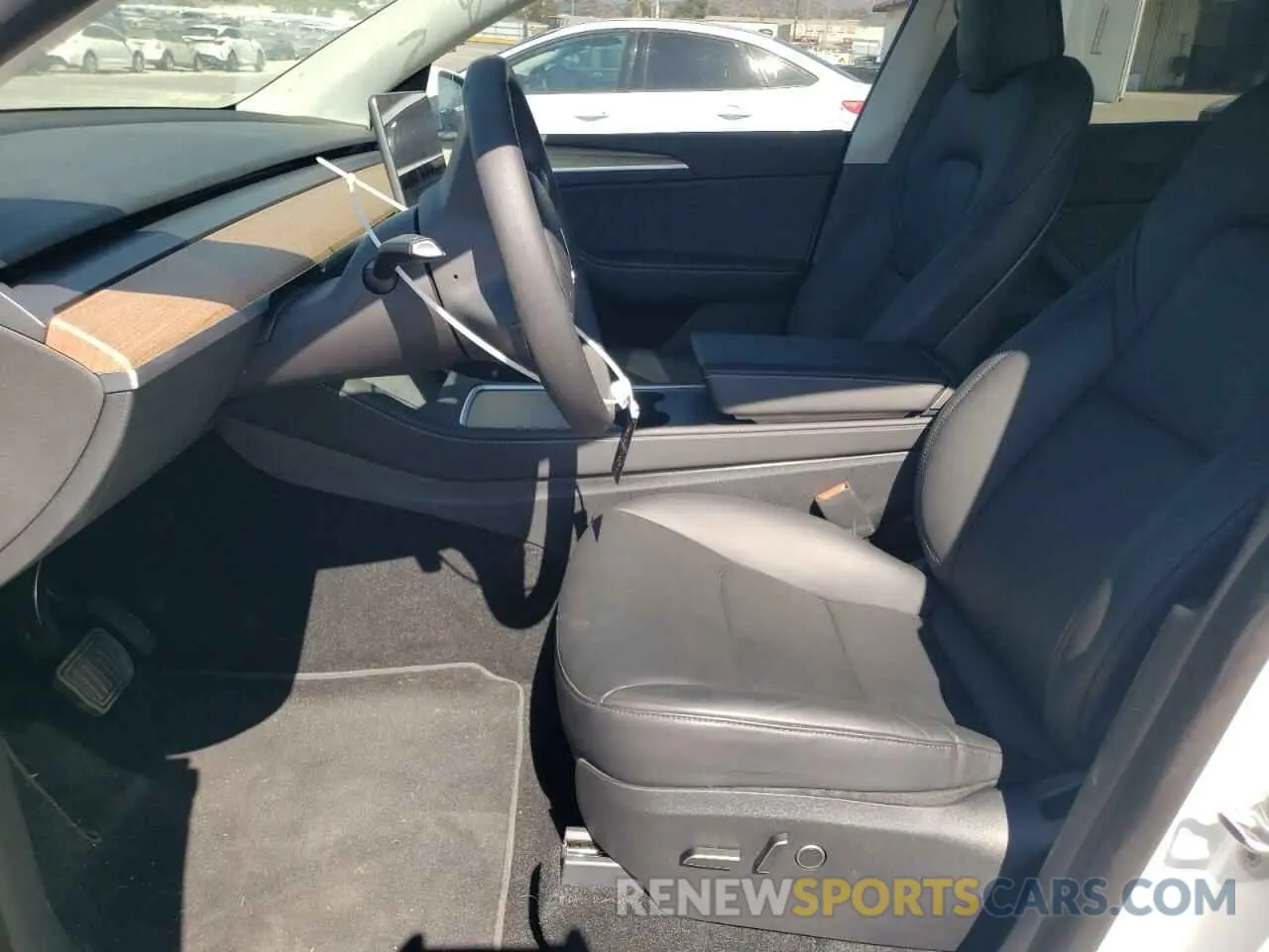 7 Photograph of a damaged car 7SAYGDEE6PA062833 TESLA MODEL Y 2023