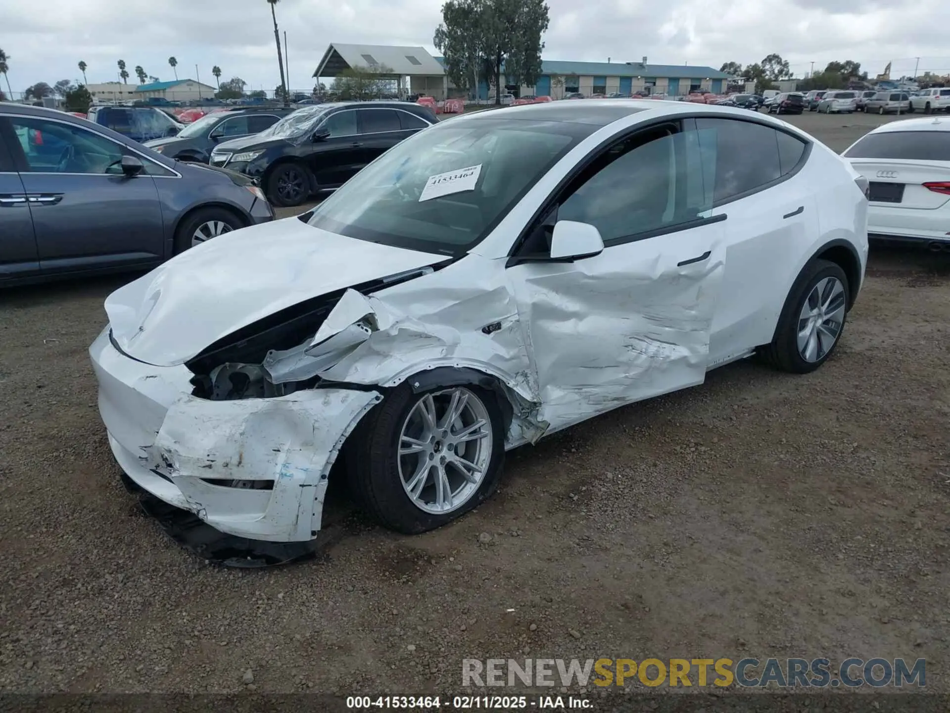 2 Photograph of a damaged car 7SAYGDEE6PA064162 TESLA MODEL Y 2023