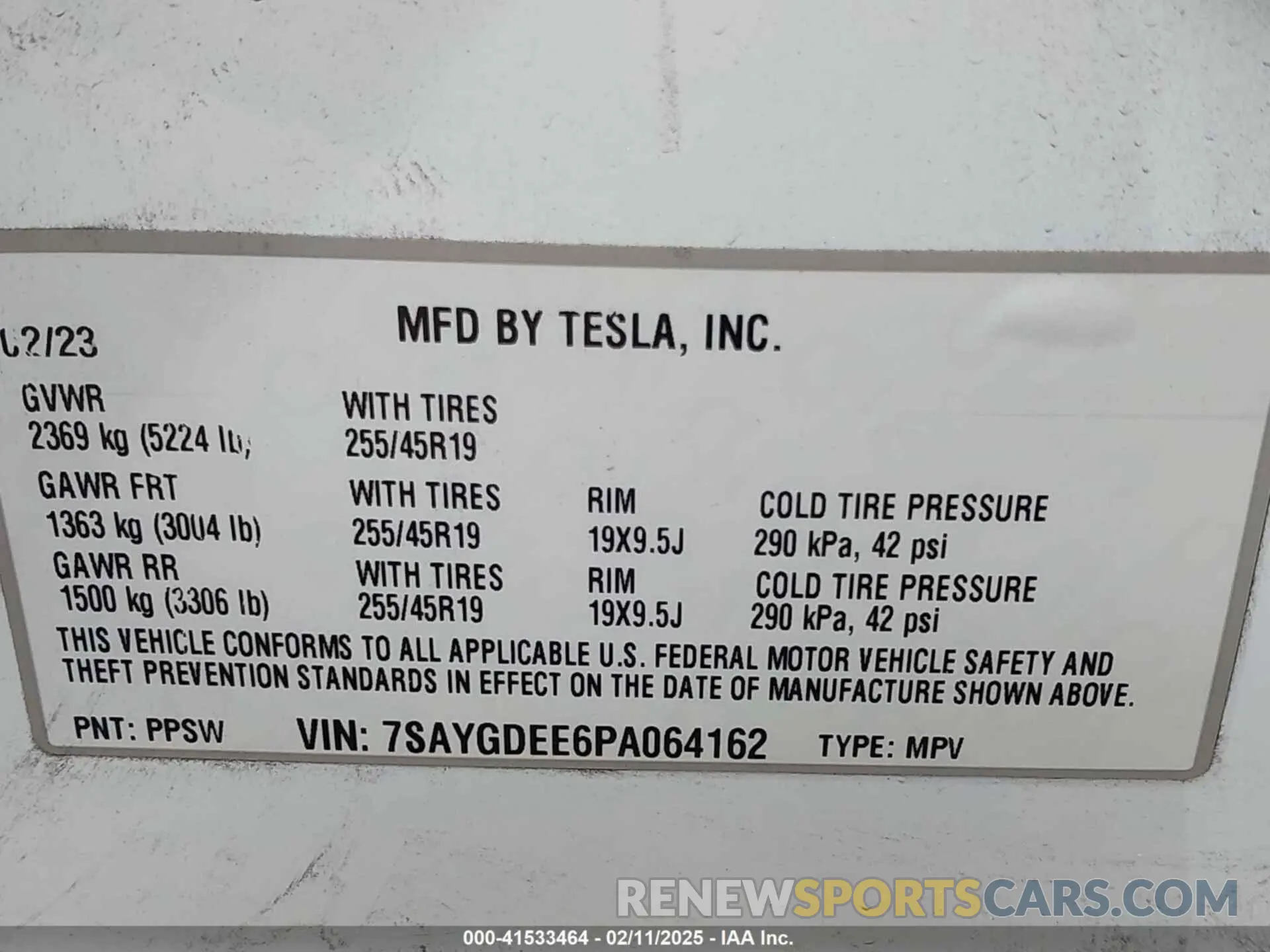 9 Photograph of a damaged car 7SAYGDEE6PA064162 TESLA MODEL Y 2023