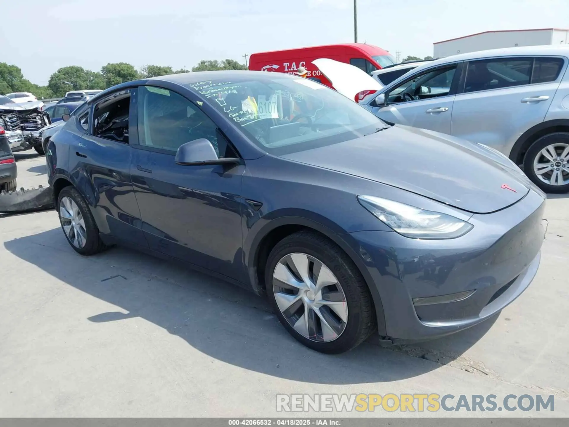 1 Photograph of a damaged car 7SAYGDEE6PA073931 TESLA MODEL Y 2023