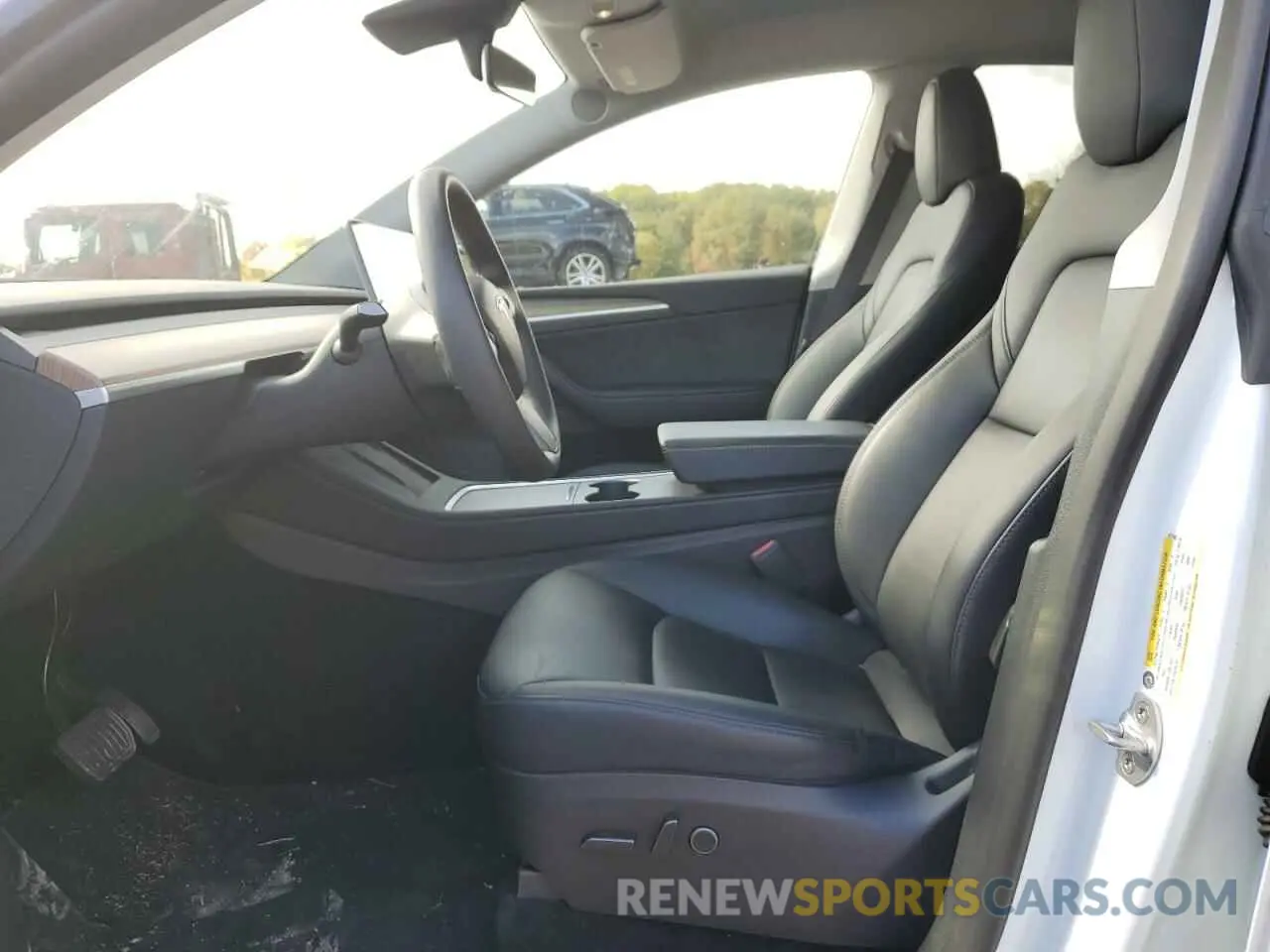 7 Photograph of a damaged car 7SAYGDEE6PA077249 TESLA MODEL Y 2023