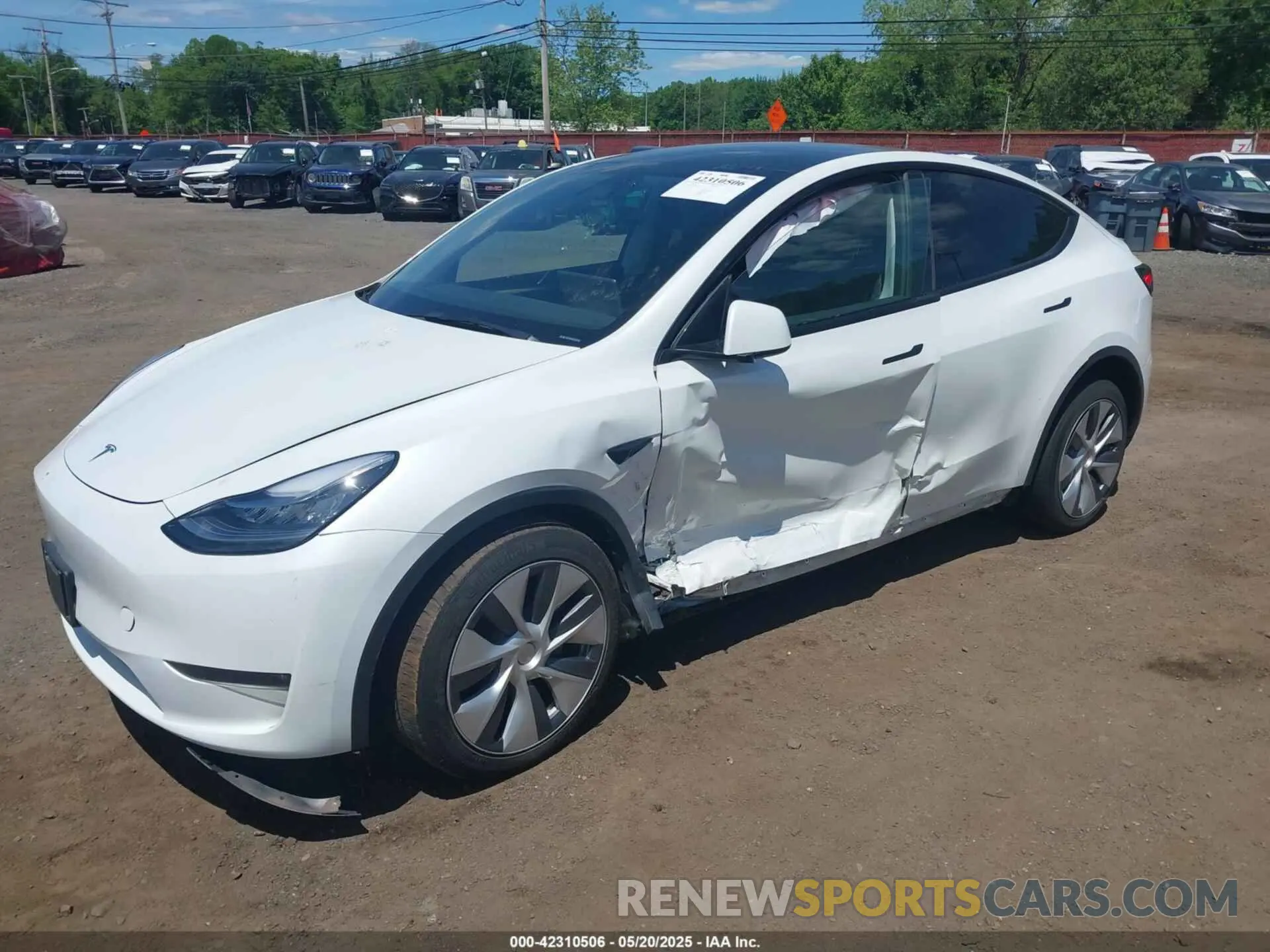 6 Photograph of a damaged car 7SAYGDEE6PA080118 TESLA MODEL Y 2023