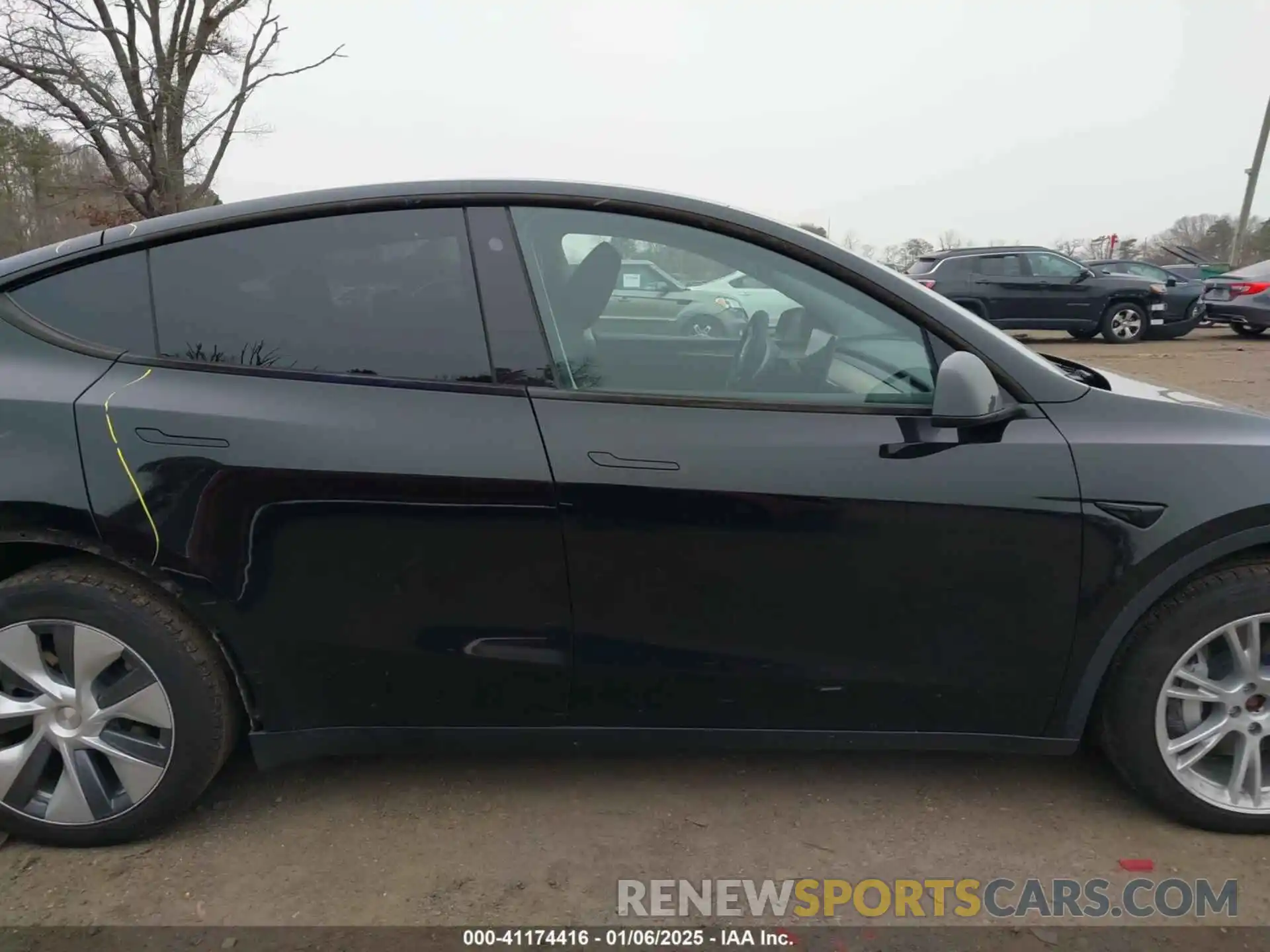 14 Photograph of a damaged car 7SAYGDEE6PA083472 TESLA MODEL Y 2023