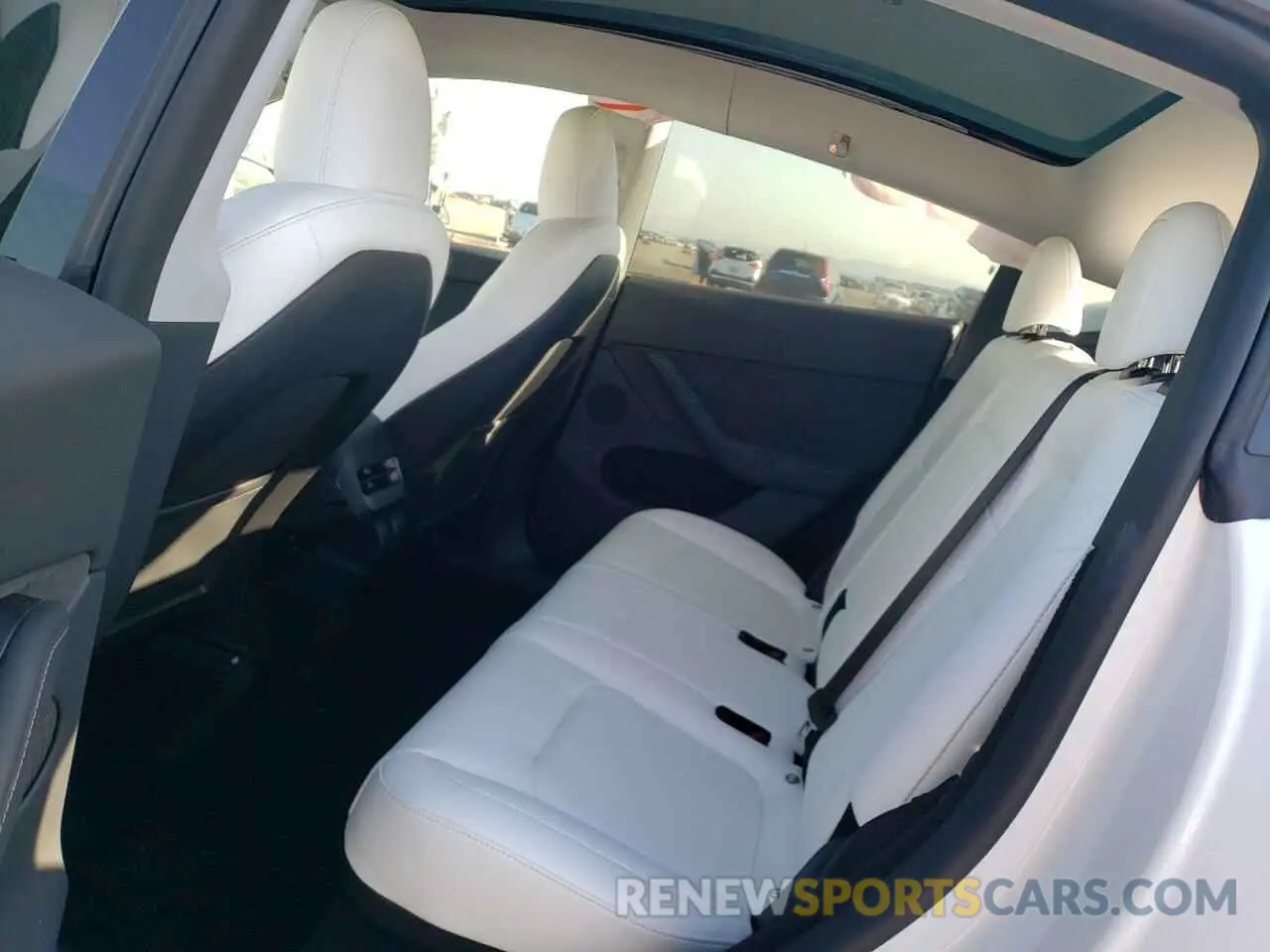 10 Photograph of a damaged car 7SAYGDEE6PA089319 TESLA MODEL Y 2023