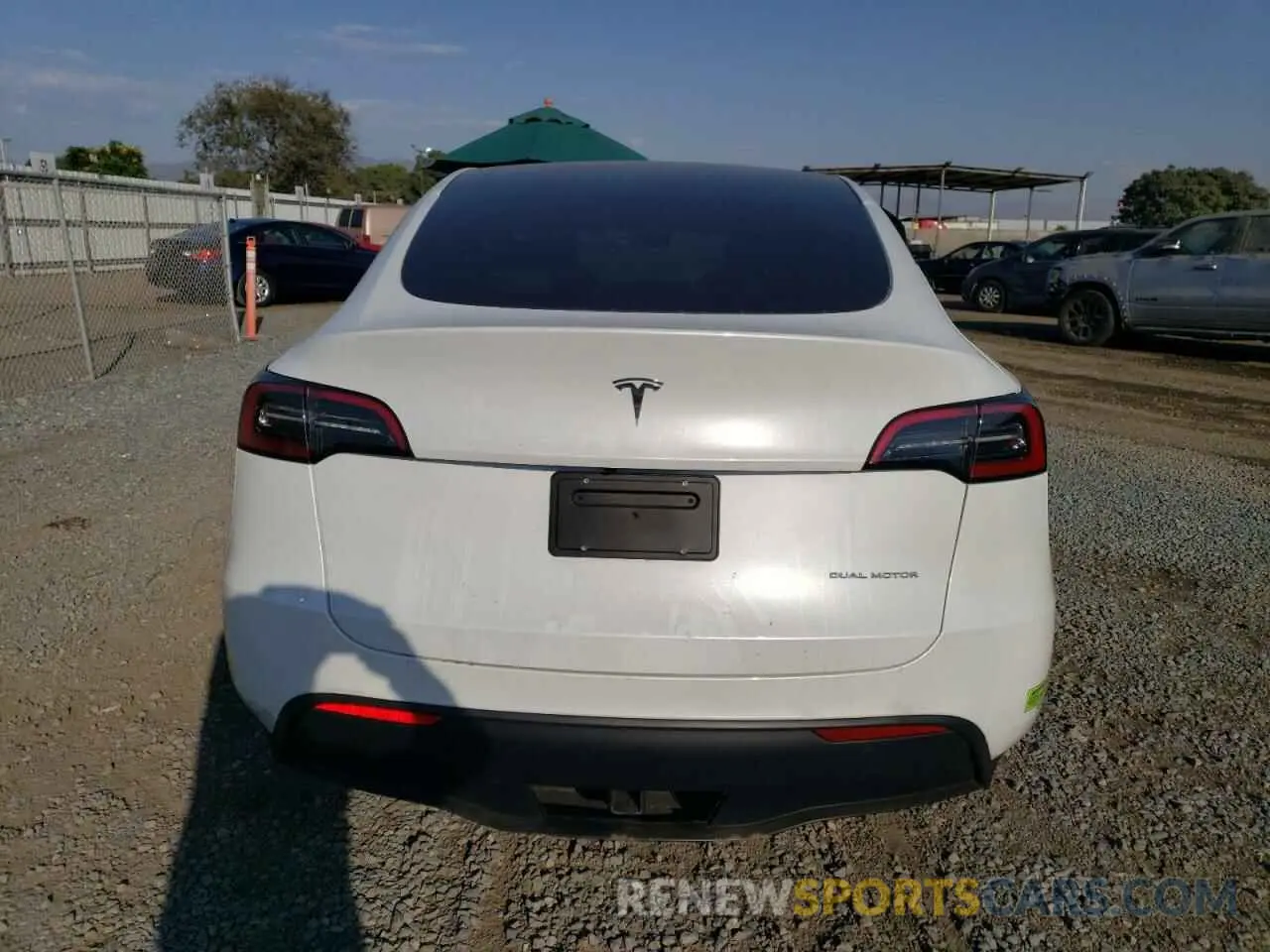 6 Photograph of a damaged car 7SAYGDEE6PA089319 TESLA MODEL Y 2023