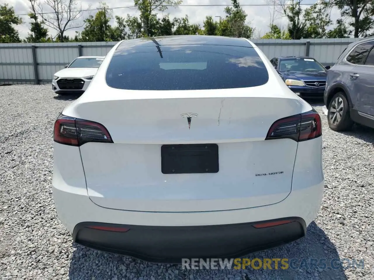6 Photograph of a damaged car 7SAYGDEE6PA094794 TESLA MODEL Y 2023