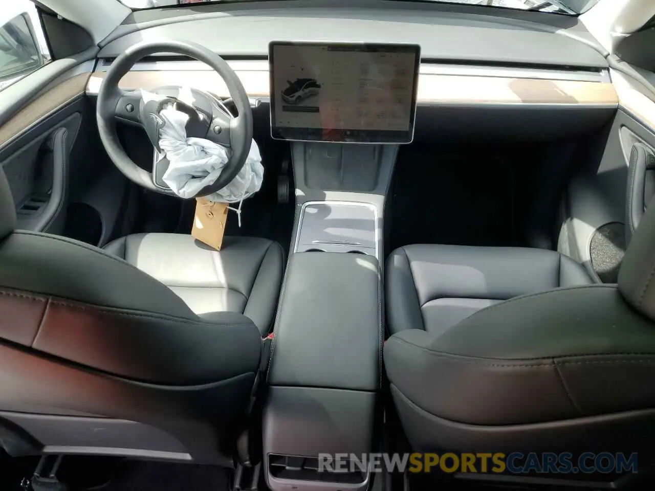 8 Photograph of a damaged car 7SAYGDEE6PA094794 TESLA MODEL Y 2023