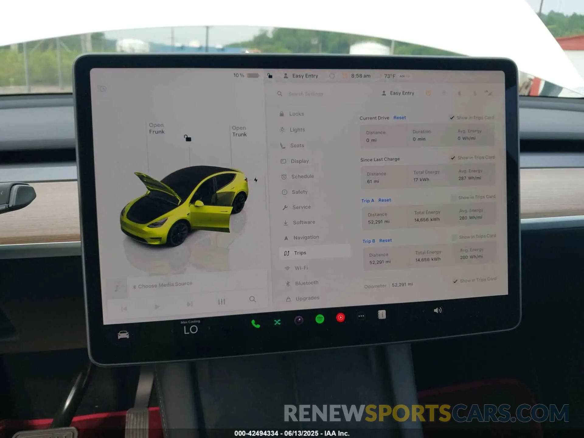 7 Photograph of a damaged car 7SAYGDEE6PA135196 TESLA MODEL Y 2023